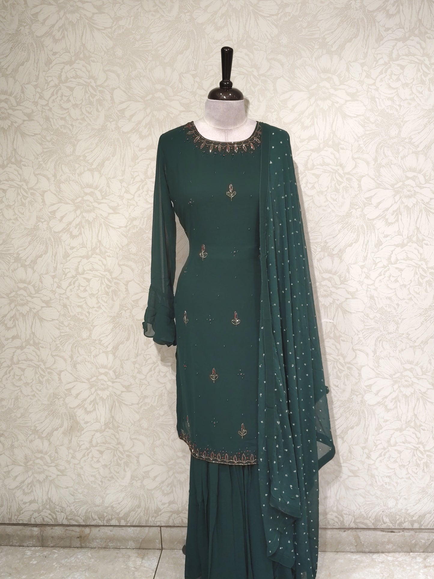 OFFER SALES TOP AND BOTTOM - IHA 27524