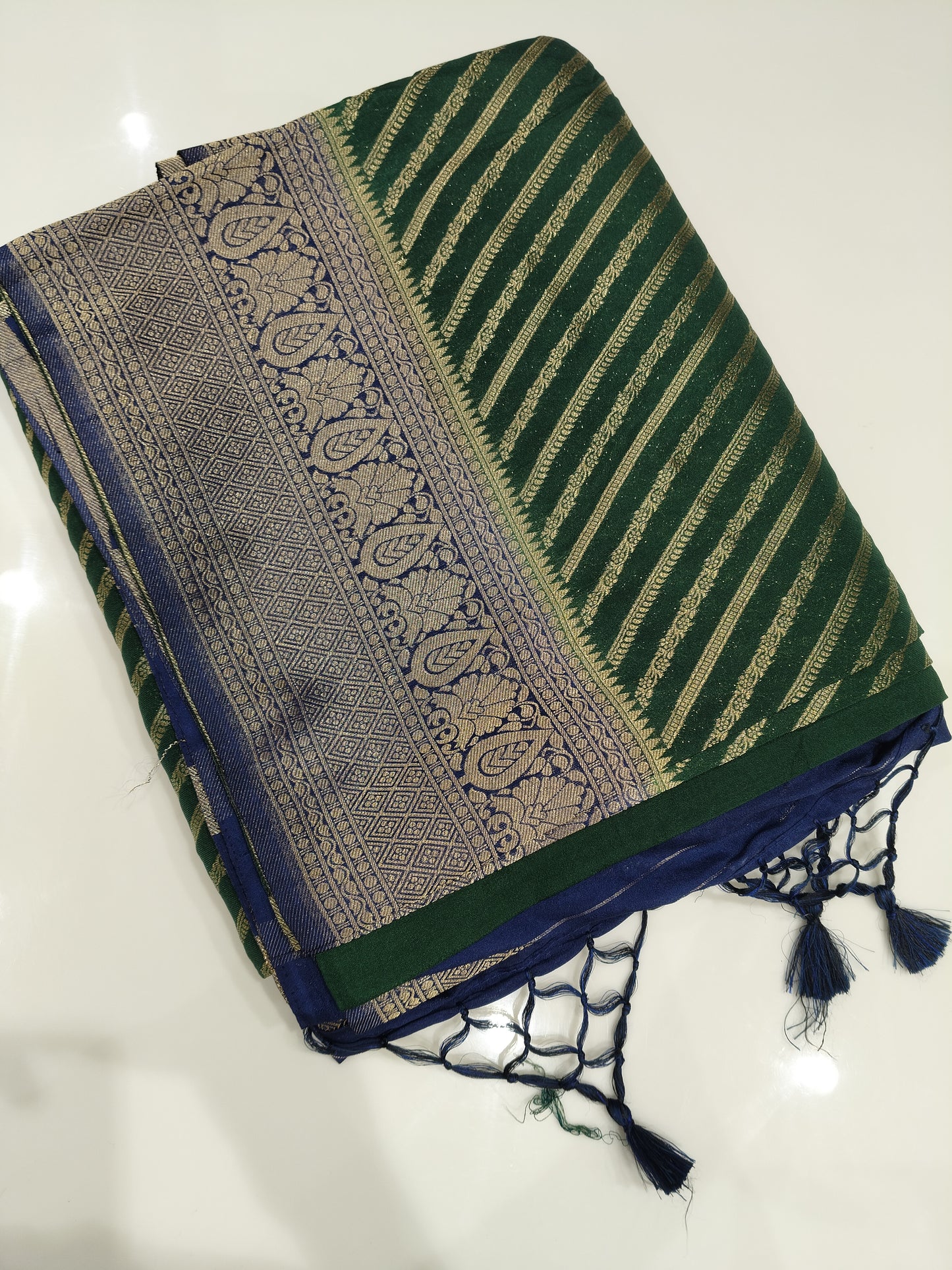 OFFER SALES SAREES - IHA 27316