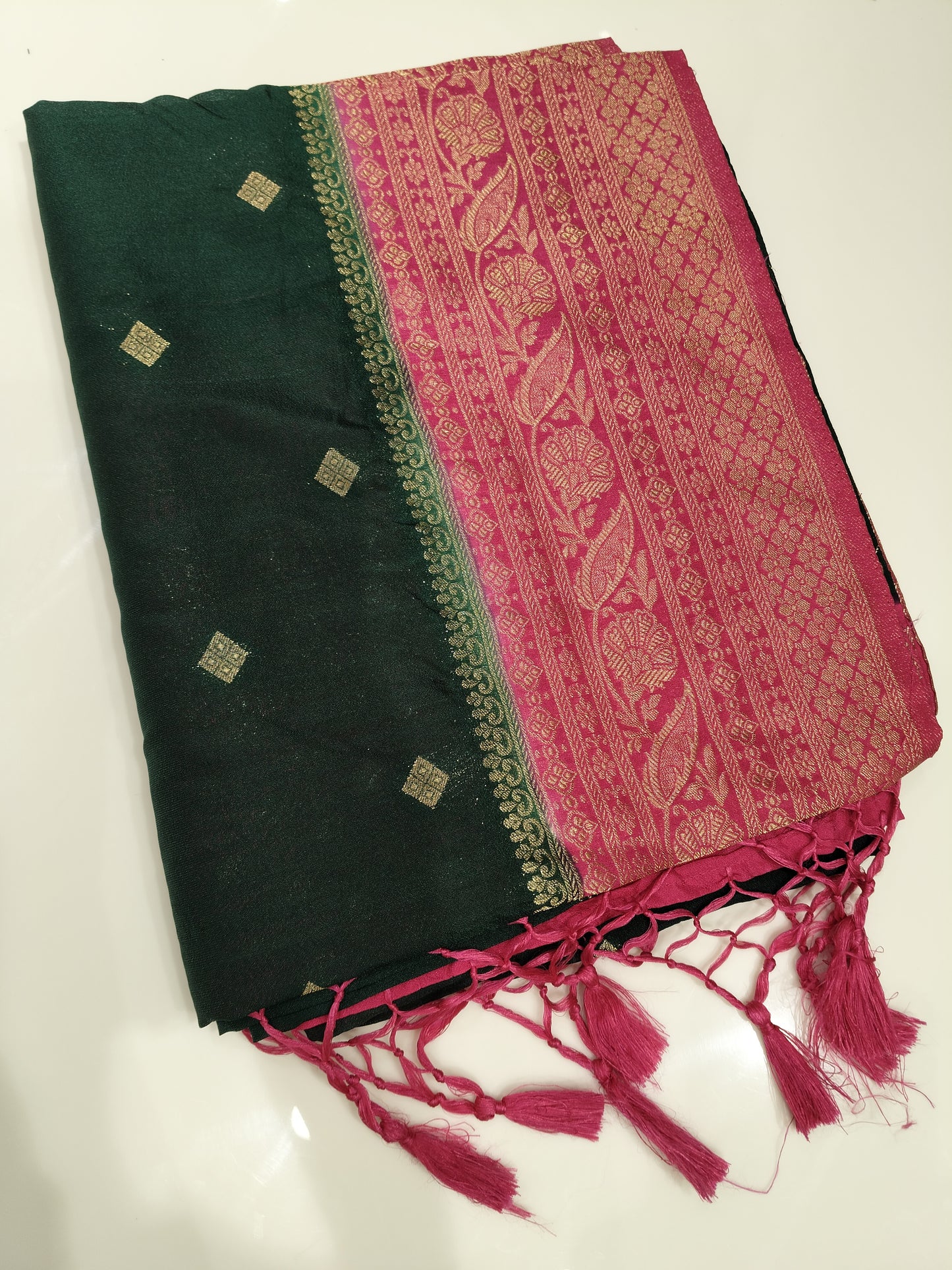 OFFER SALES SAREES - IHA 27316