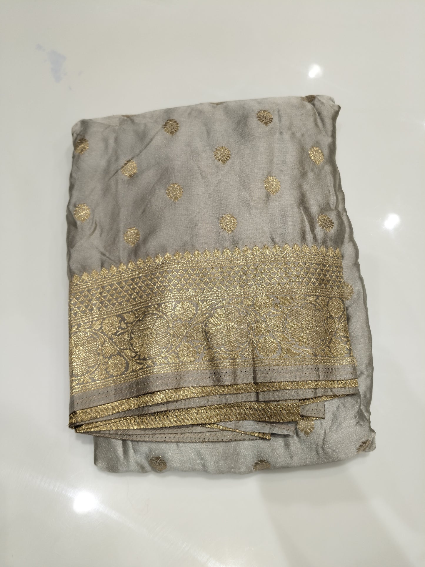 OFFER SALES SAREES - IHA 27342