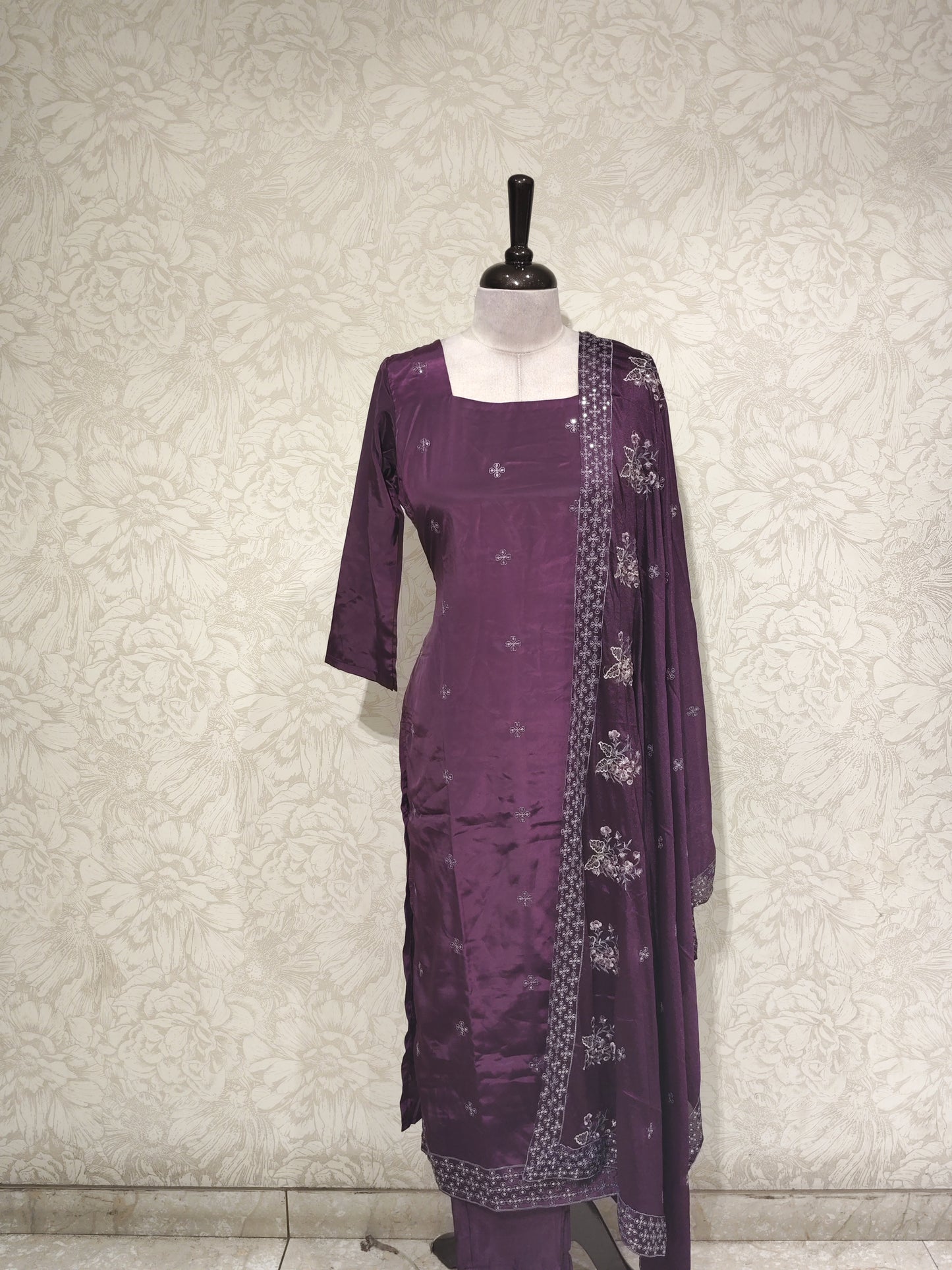 OFFER SALES TOP AND BOTTOM - IHA 27533
