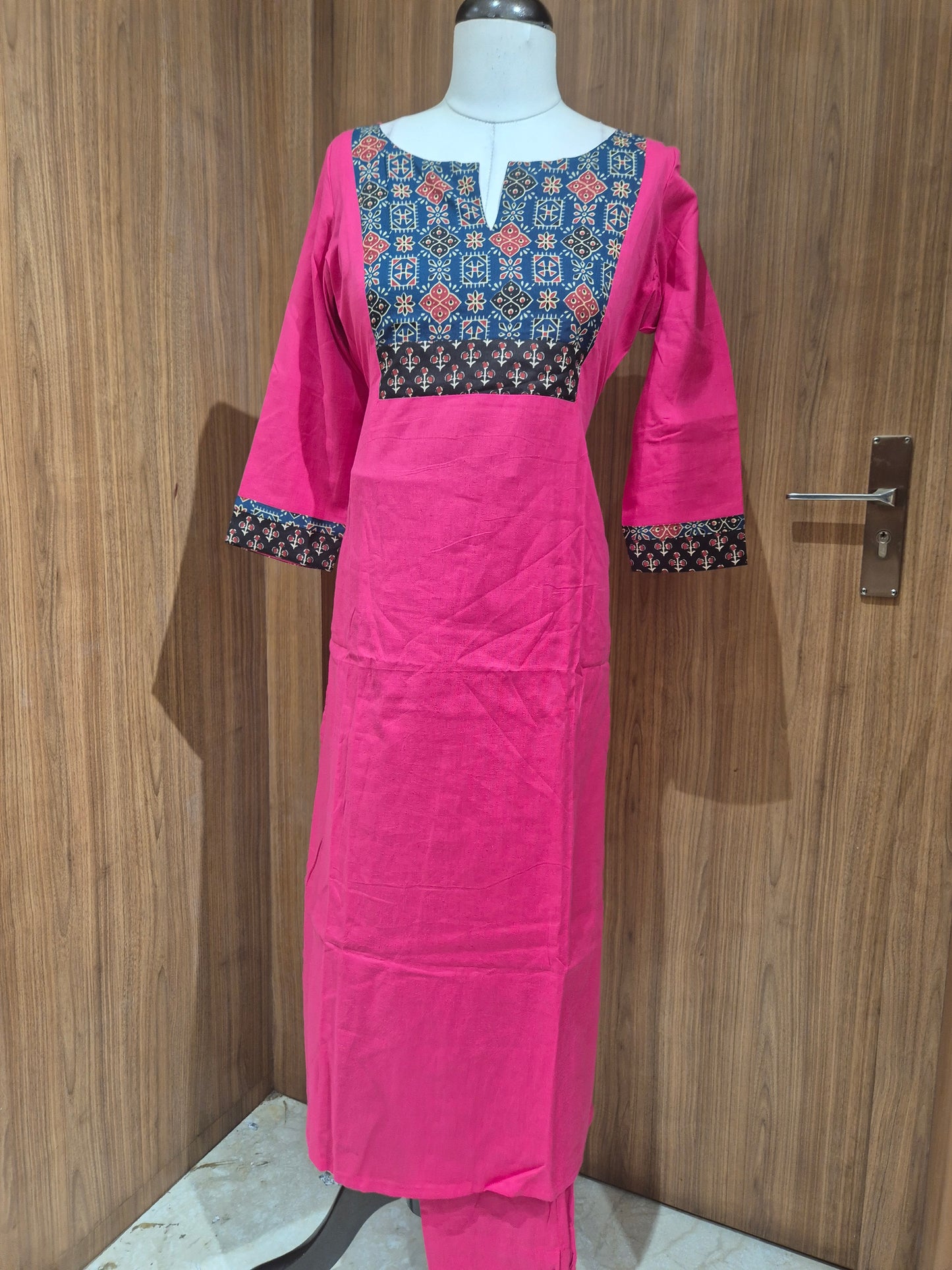 OFFER SALES TOP AND BOTTOM - IHA 26703