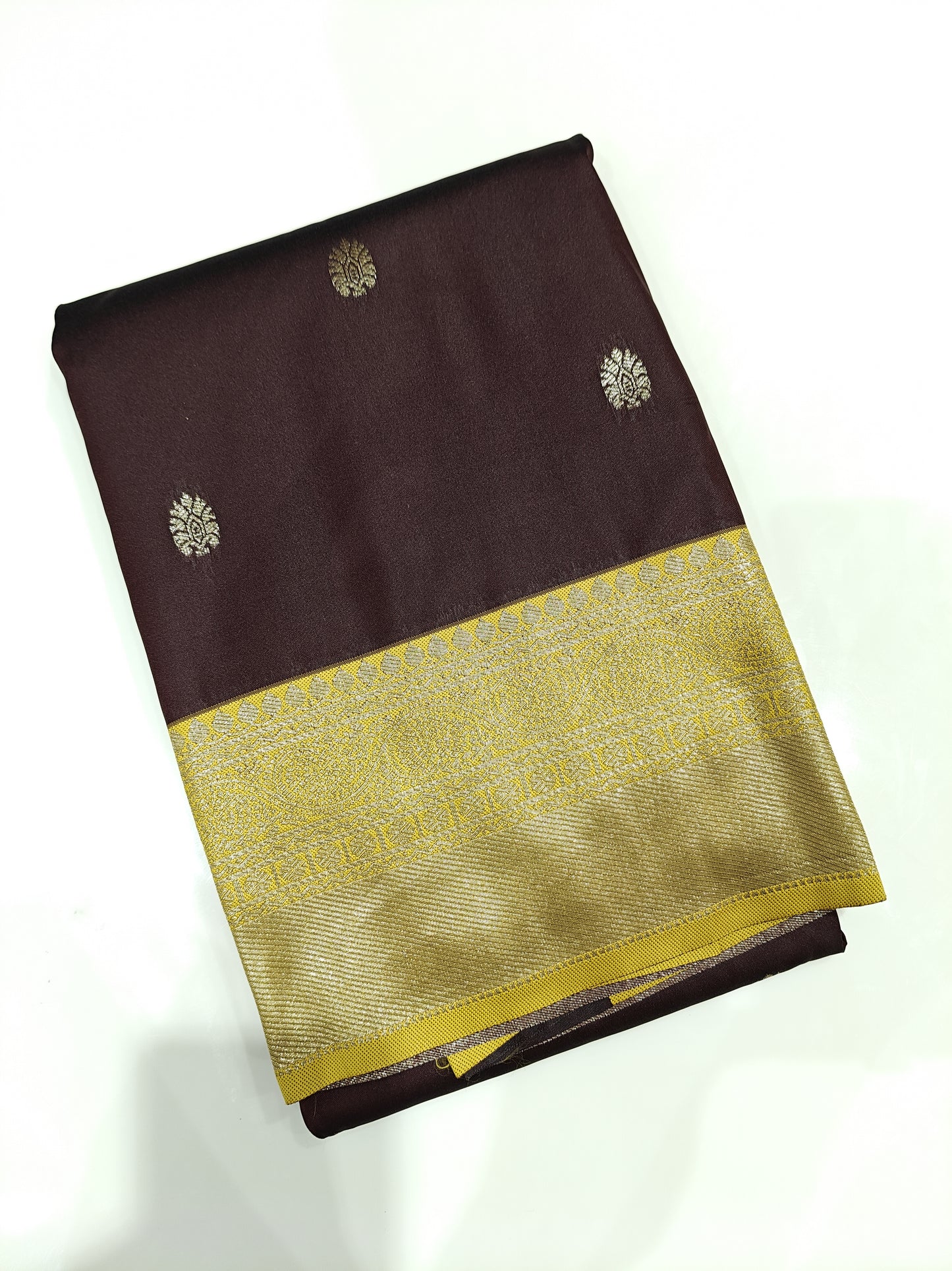 OFFER SALES SAREES - IHA 27253