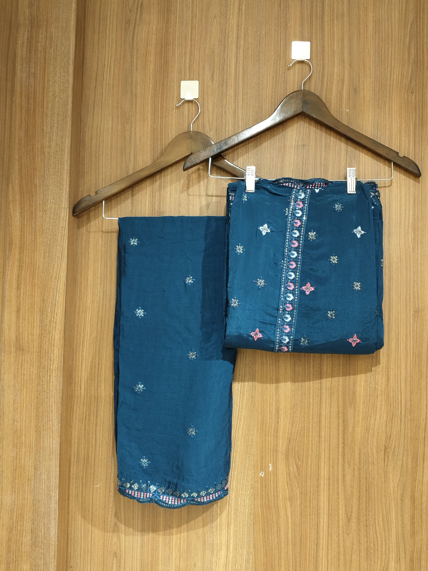 OFFER SALES UNSTITCHED SALWAR - IHA 27562