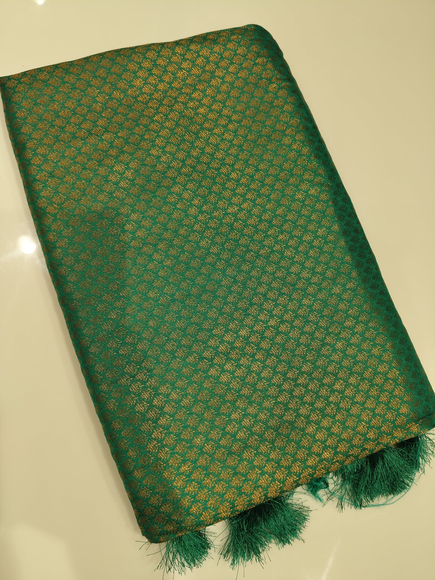 OFFER SALES SAREES - IHA 27316