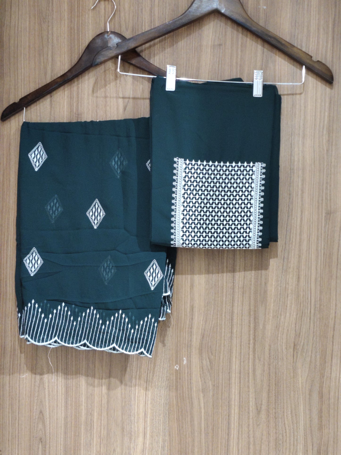 OFFER SALES UNSTITCHED SALWAR SUITS - IHA 27382