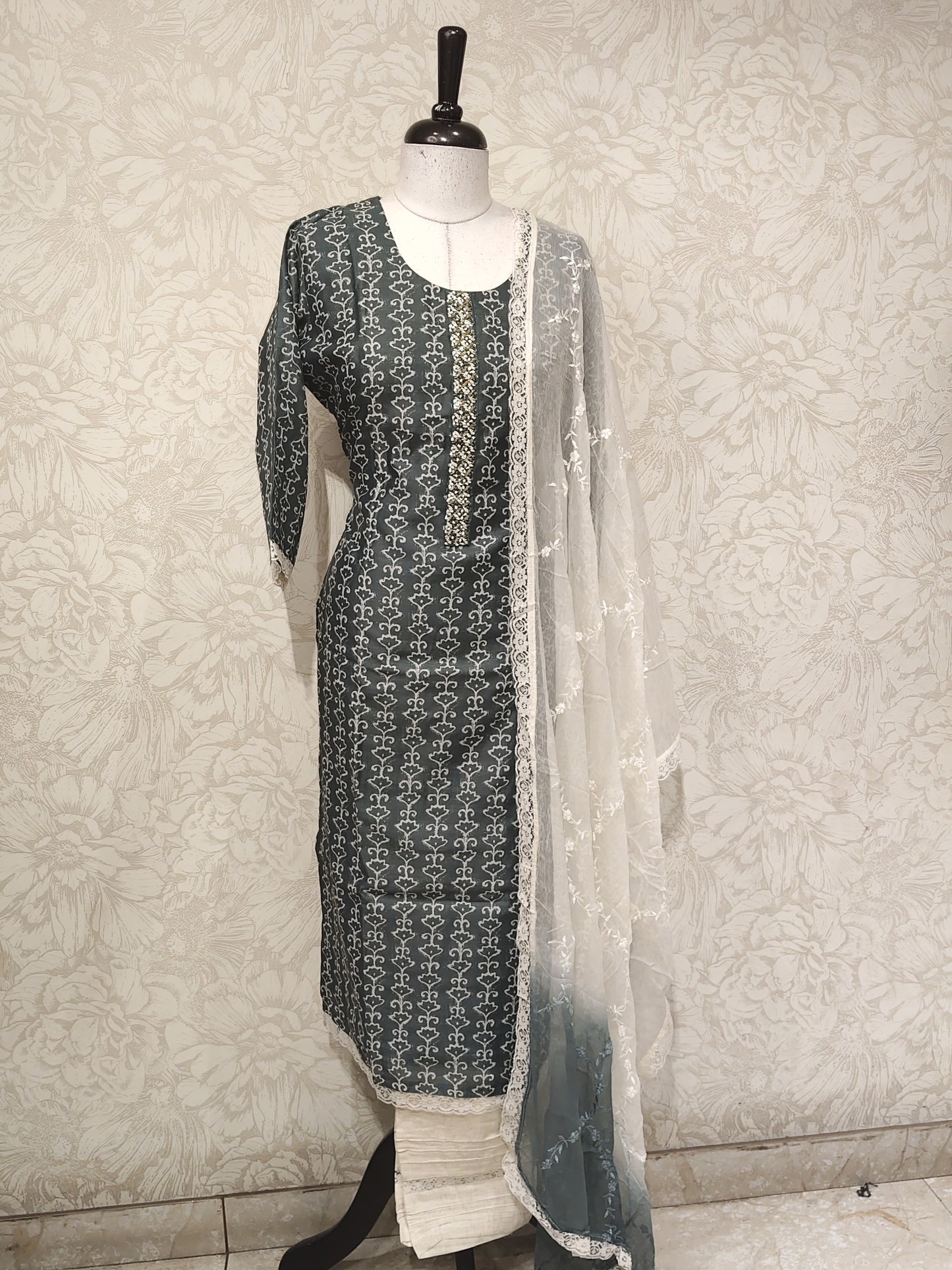 OFFER SALES TOP AND BOTTOM COLLECTIONS - IHA 27407