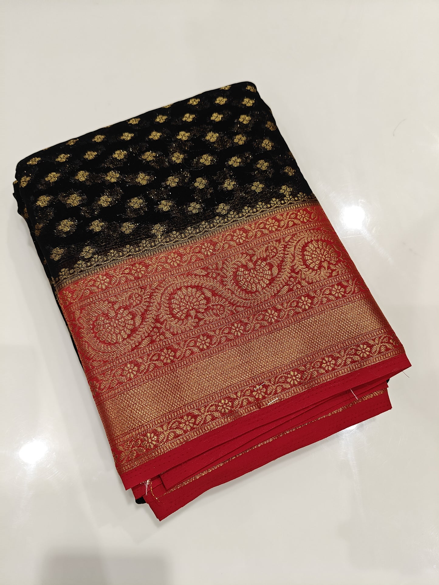 OFFER SALES SAREES - IHA 27253
