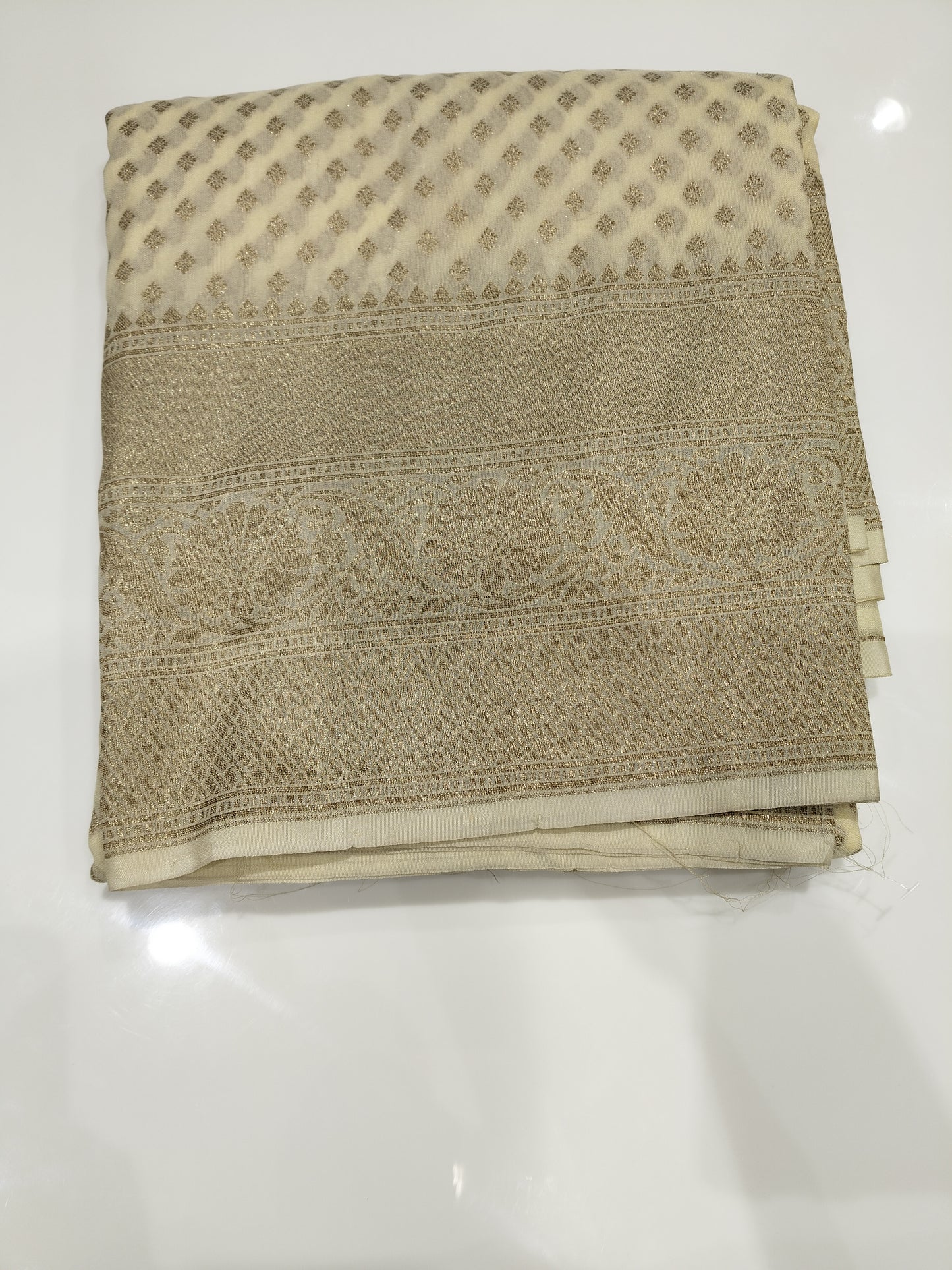 OFFER SALES SAREES - IHA 27342