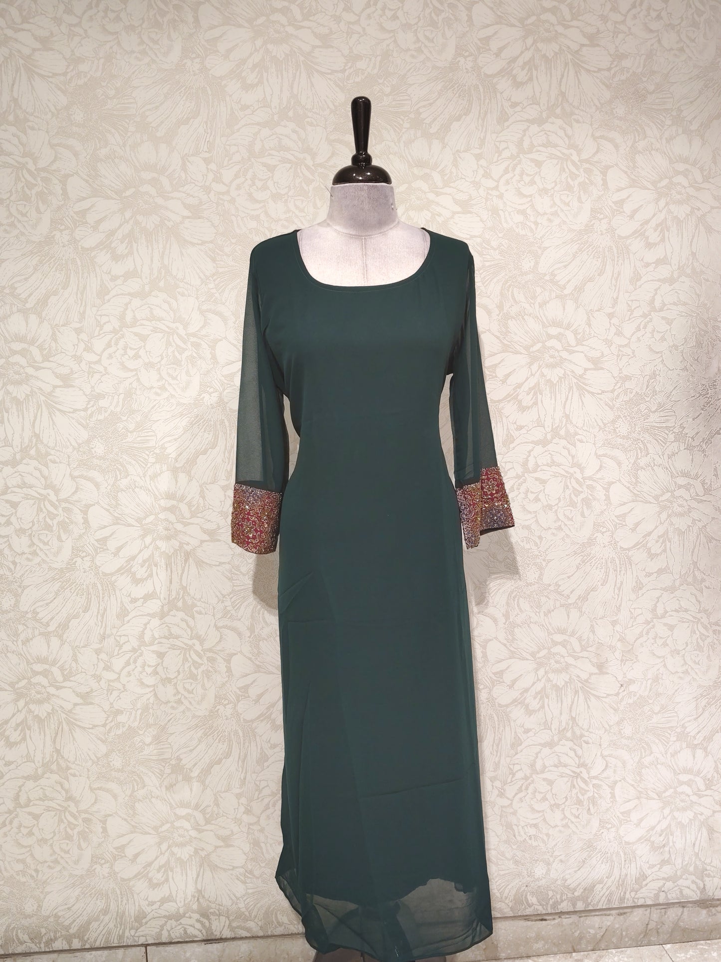 OFFER SALES TOPS COLLECTIONS - IHA 27179