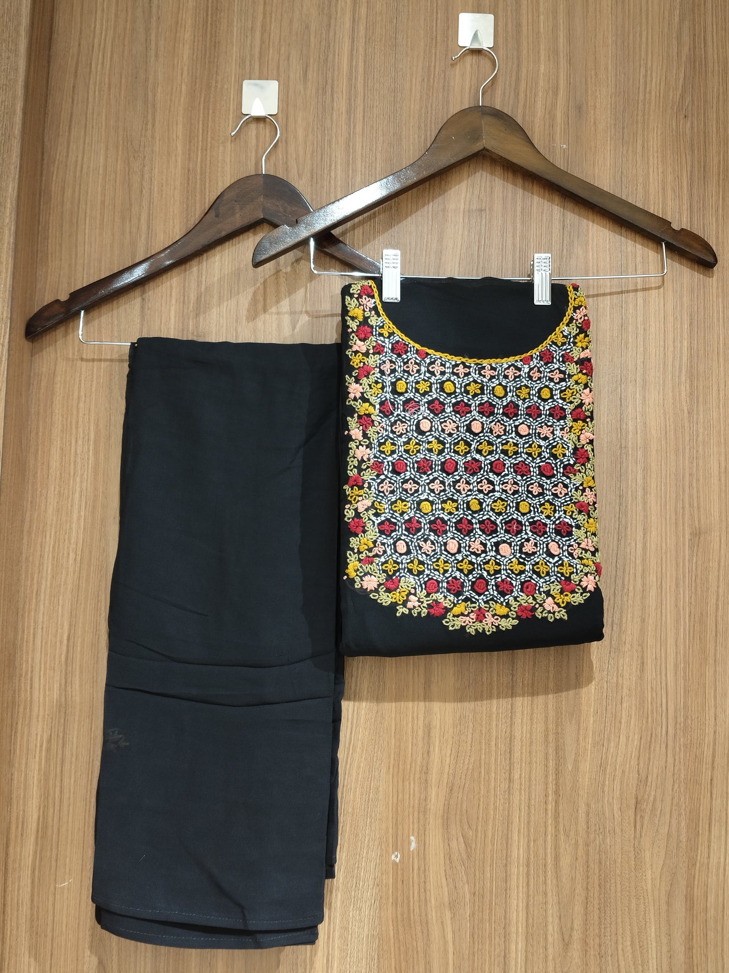 OFFER SALES UNSTITCHED SALWAR - IHA 27595