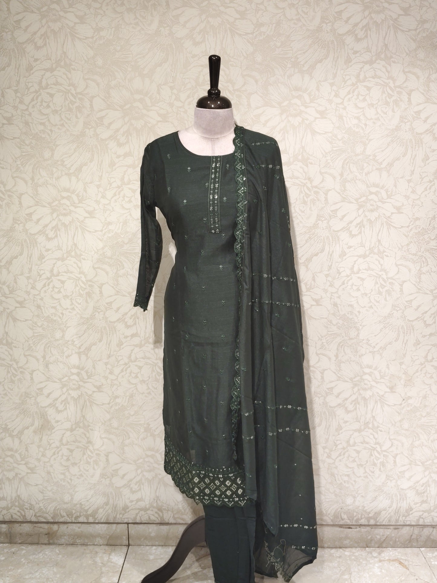 OFFER SALES TOP AND BOTTOM - IHA 27524