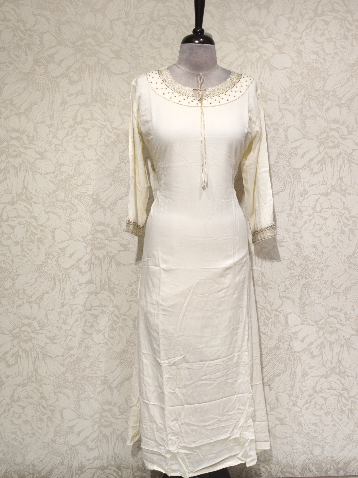 OFFER SALES TOPS COLLECTIONS - IHA 27593