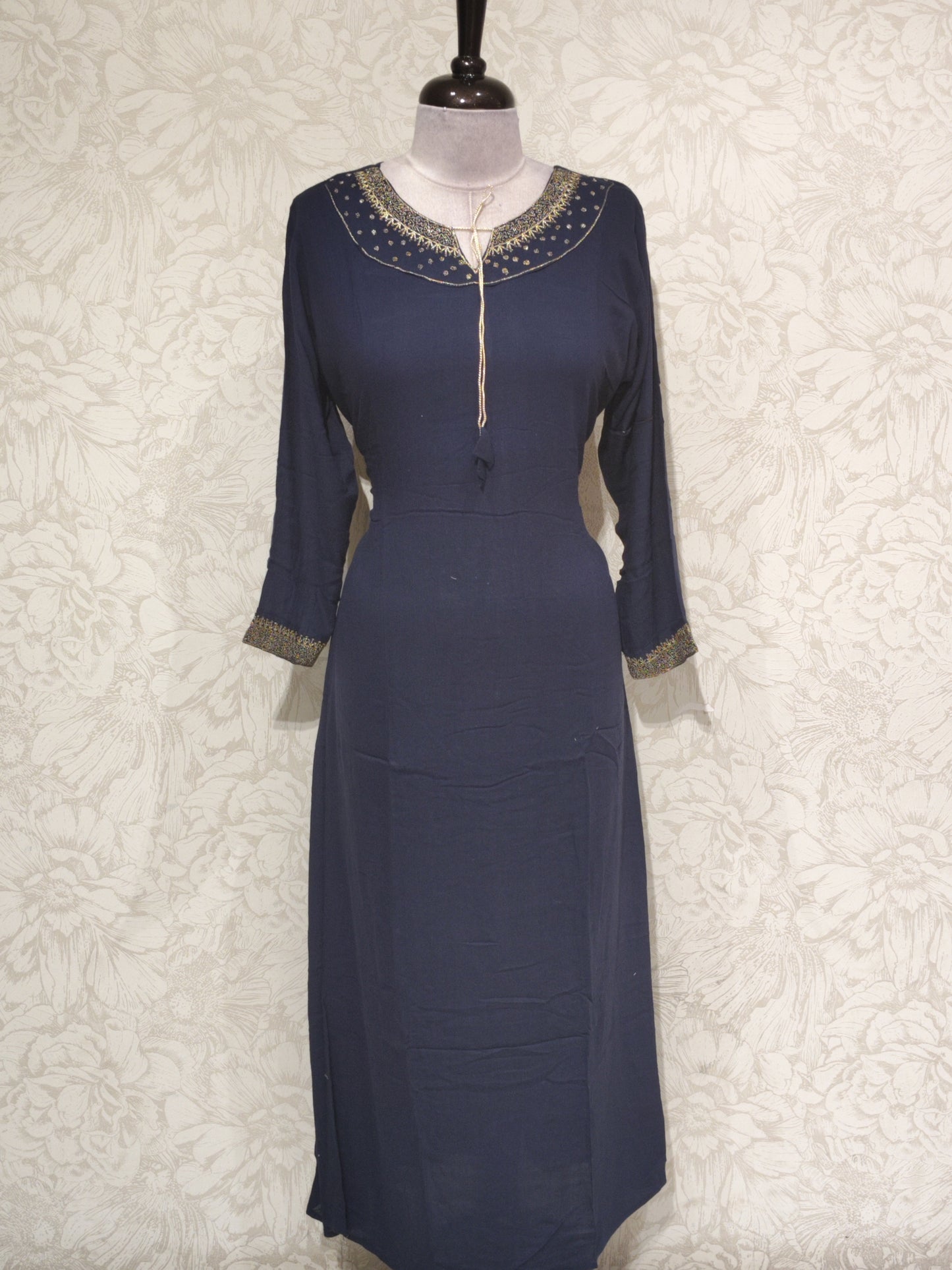 OFFER SALES TOPS COLLECTIONS - IHA 27593