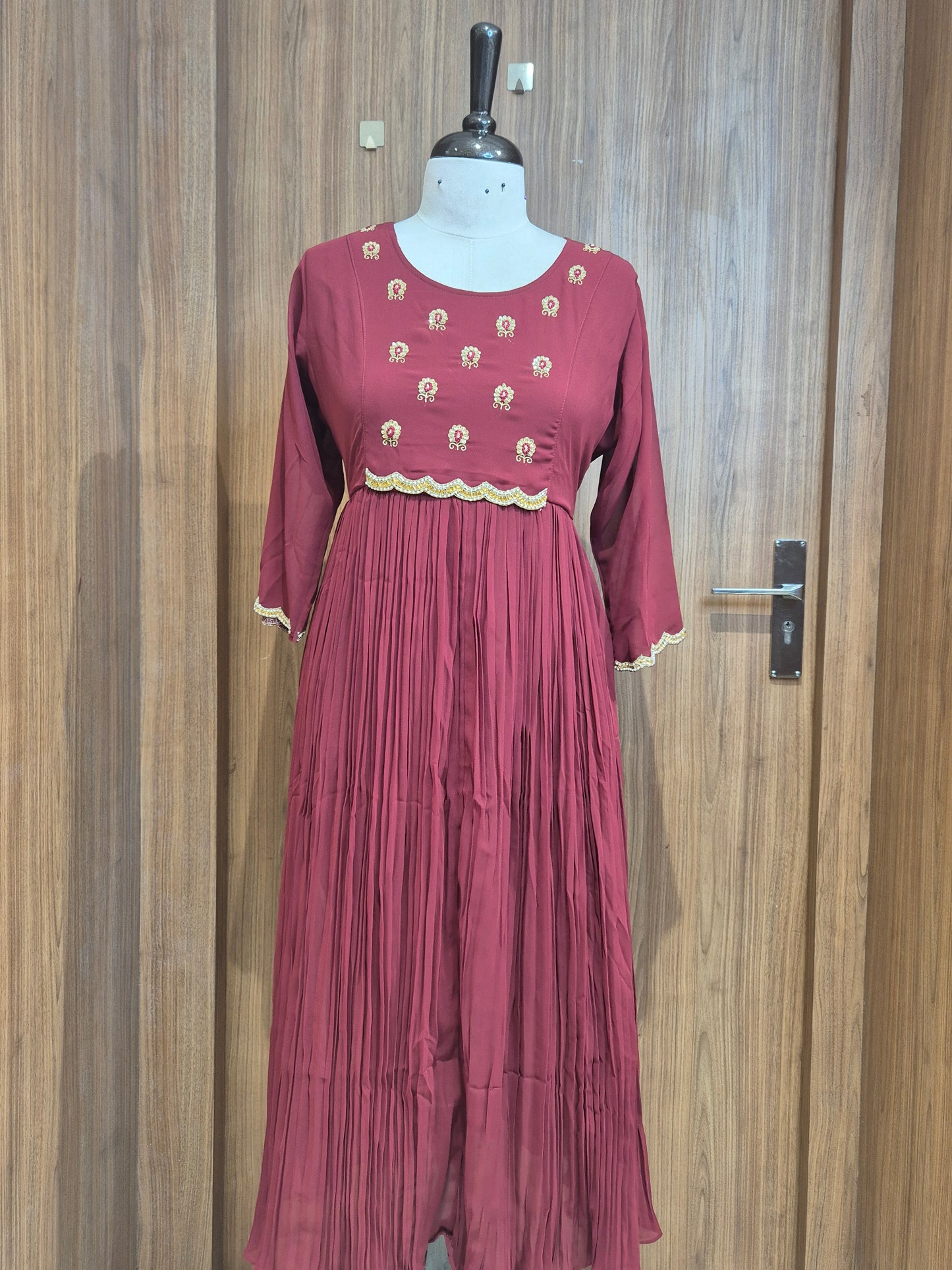OFFER SALES TOPS COLLECTIONS - IHA 26778