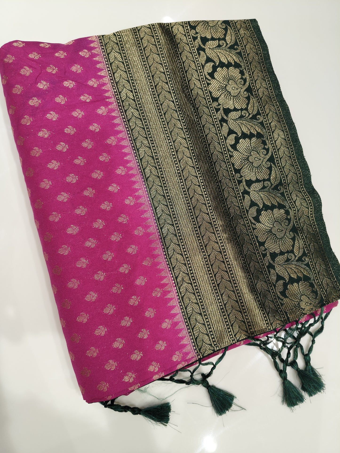 OFFER SALES SAREES - IHA 27316
