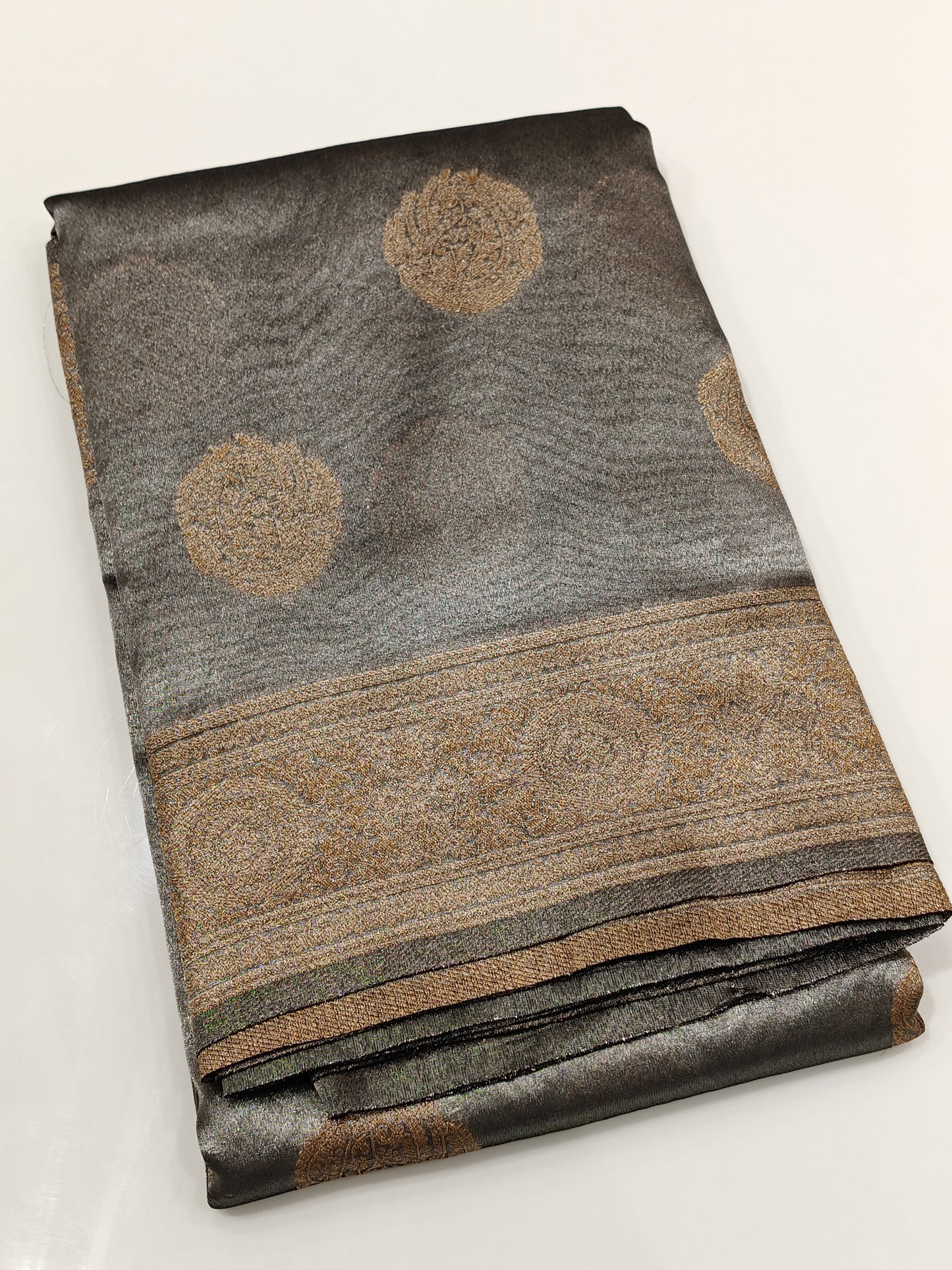 OFFER SALES SAREES - IHA 27529