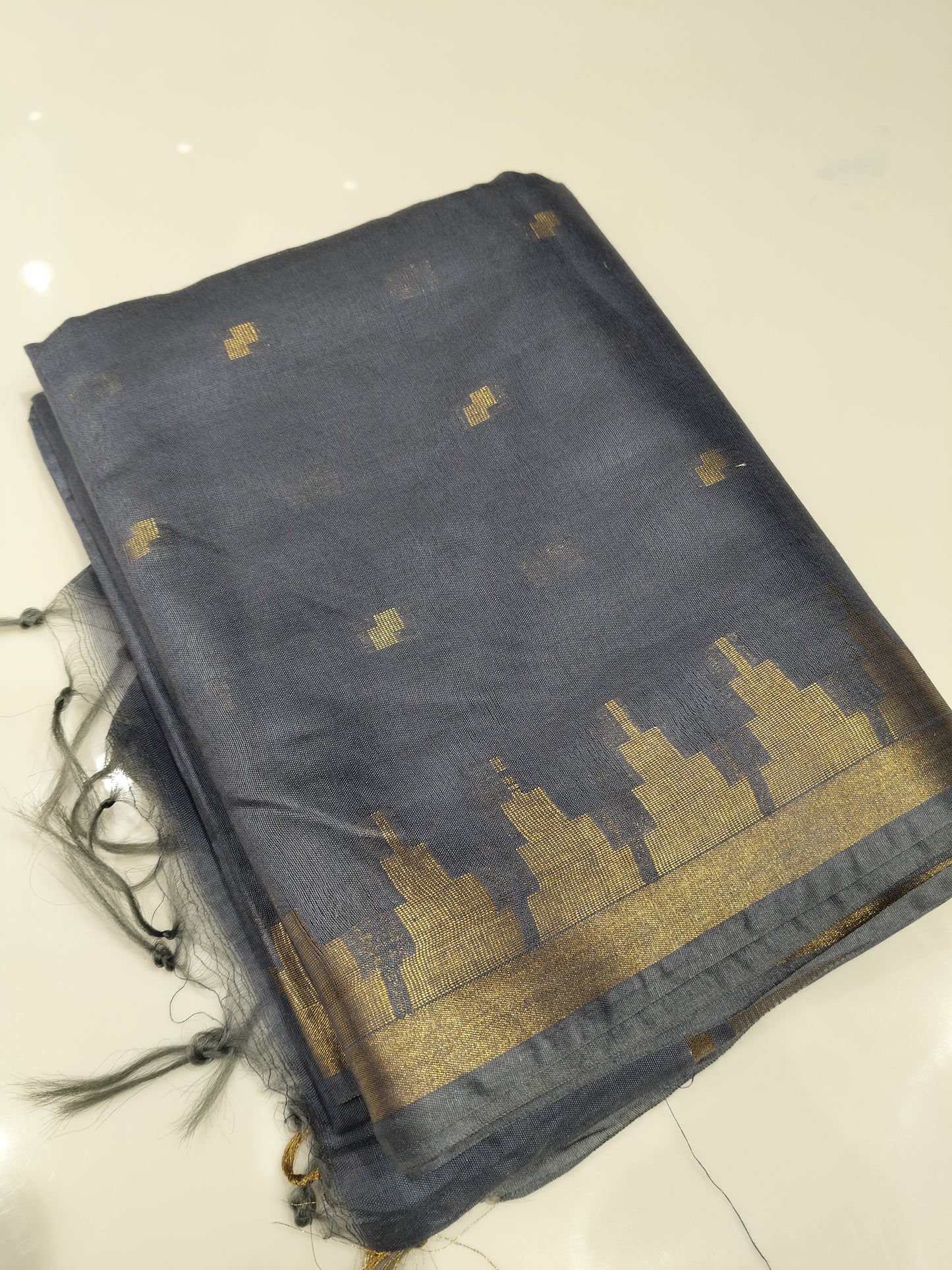 OFFER SALES SAREES - IHA 27410