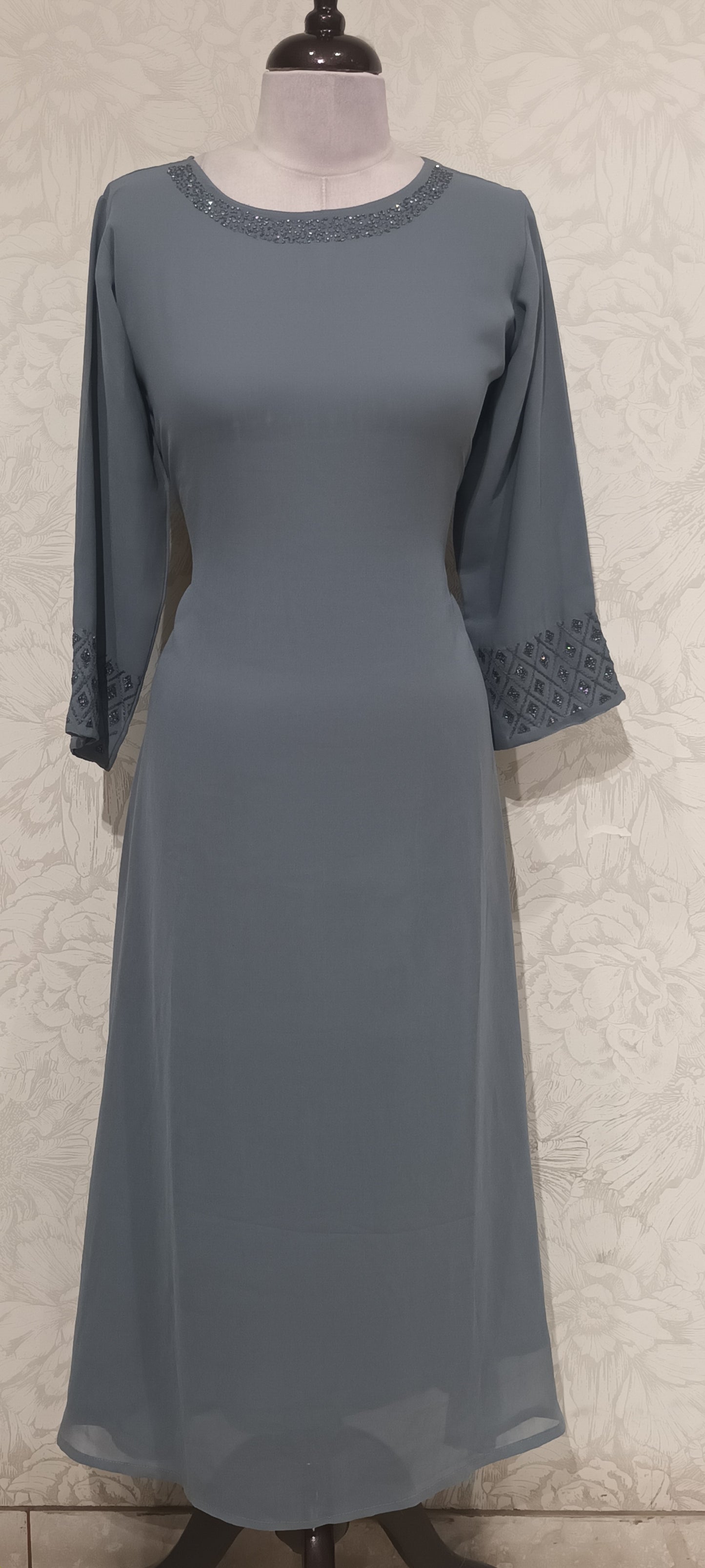 OFFER SALES TOPS COLLECTIONS - IHA 27085
