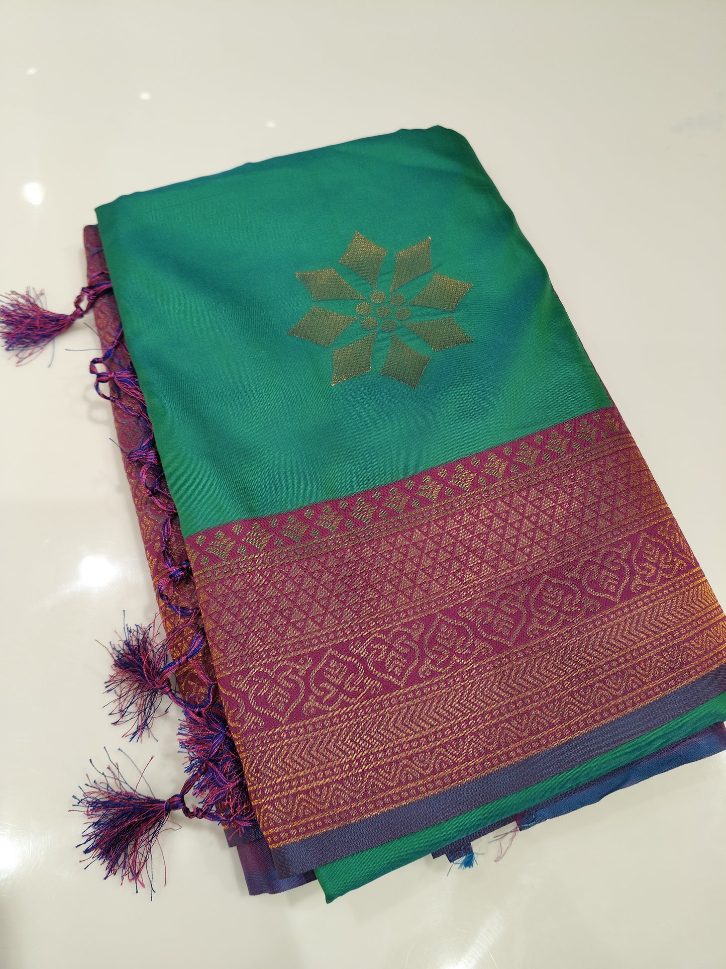 OFFER SALES SAREES - IHA 27410