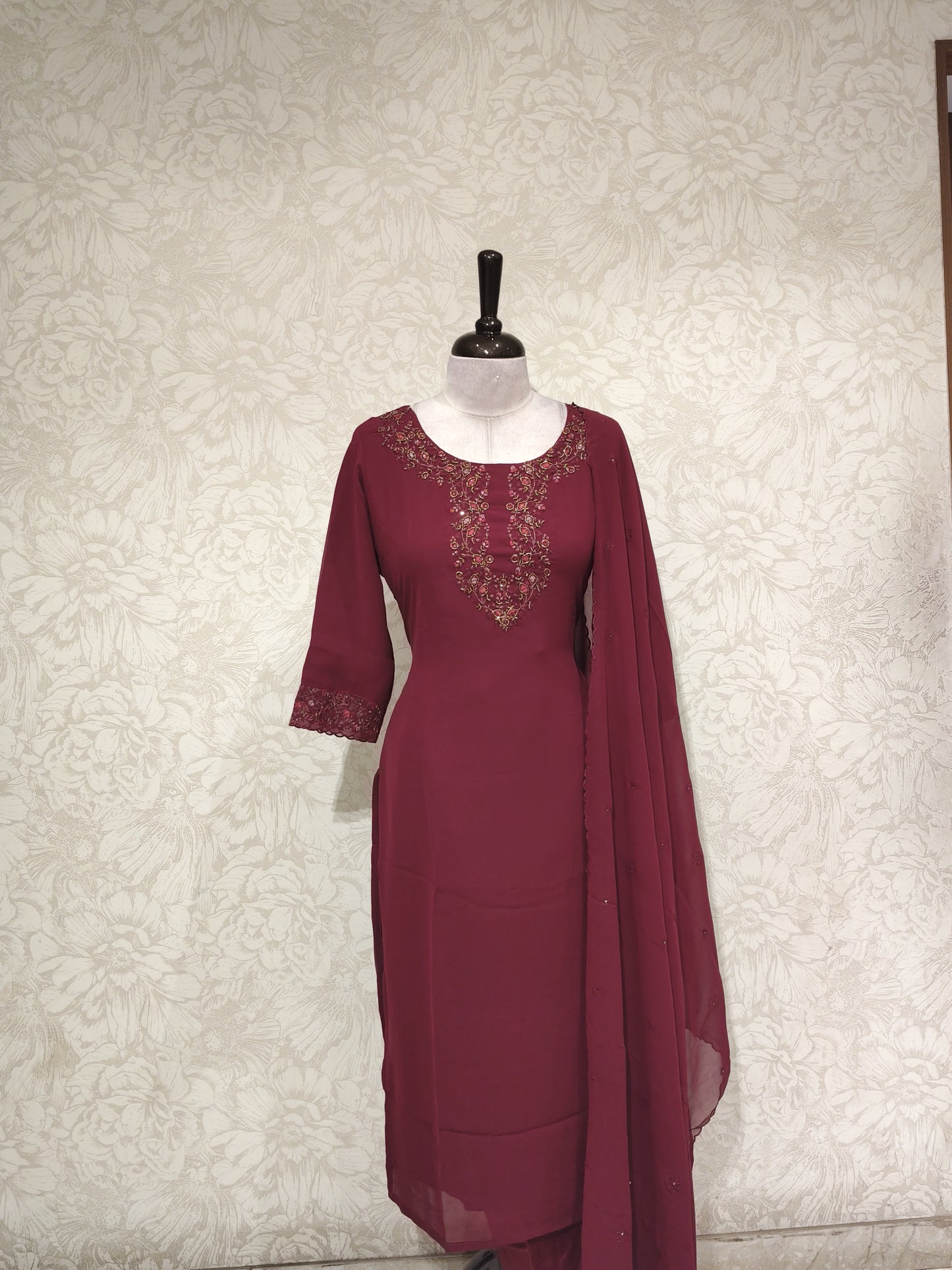OFFER SALES TOP AND BOTTOM - IHA 27524
