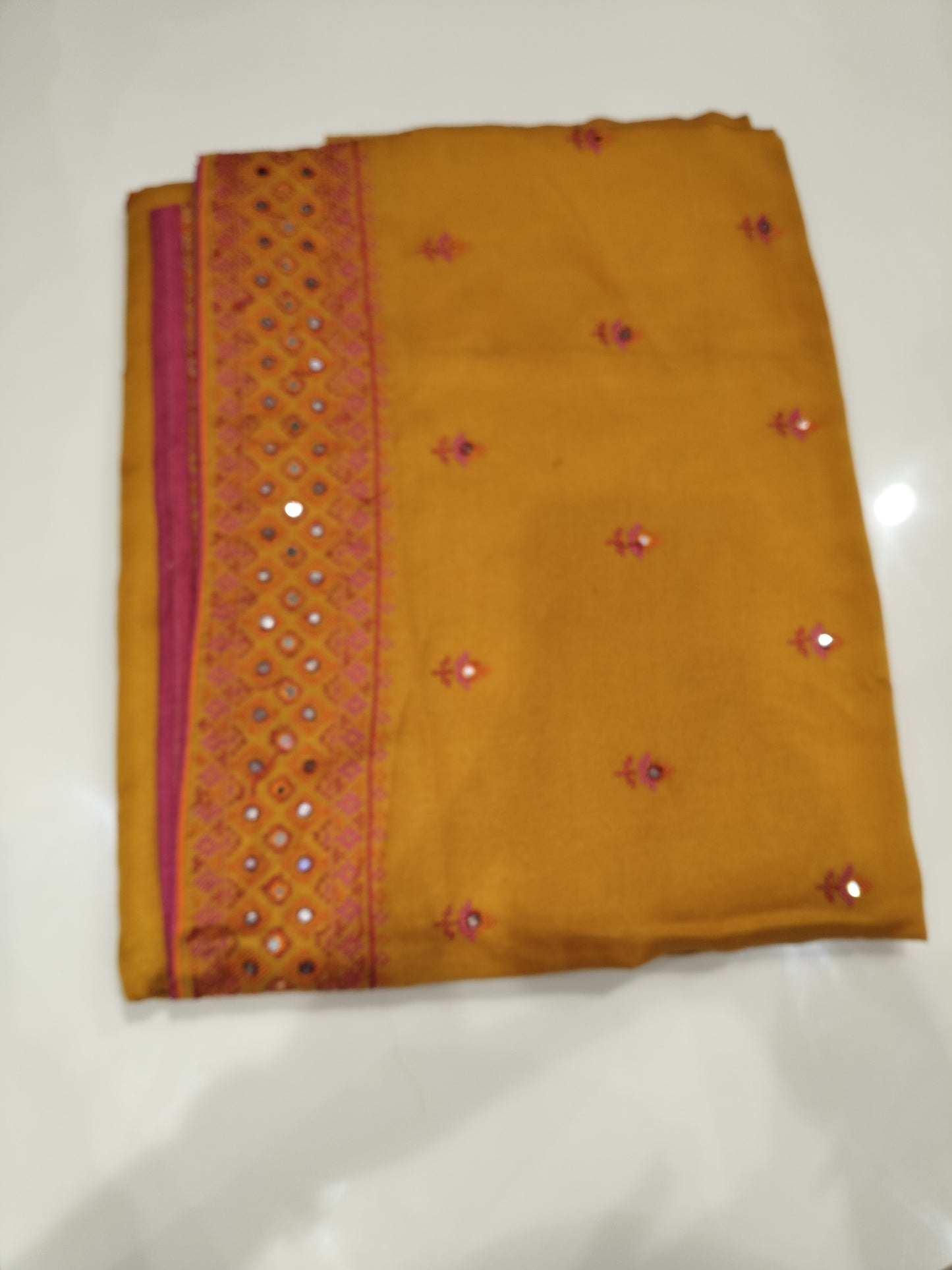 OFFER SALES SAREES - IHA 27342