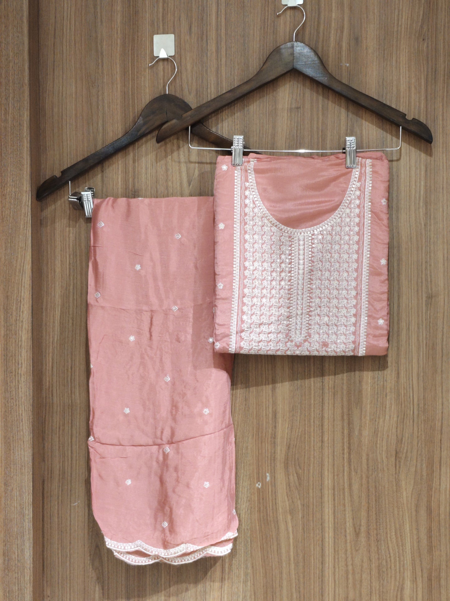 OFFER SALES UNSTITCHED SALWAR SUITS - IHA 27344