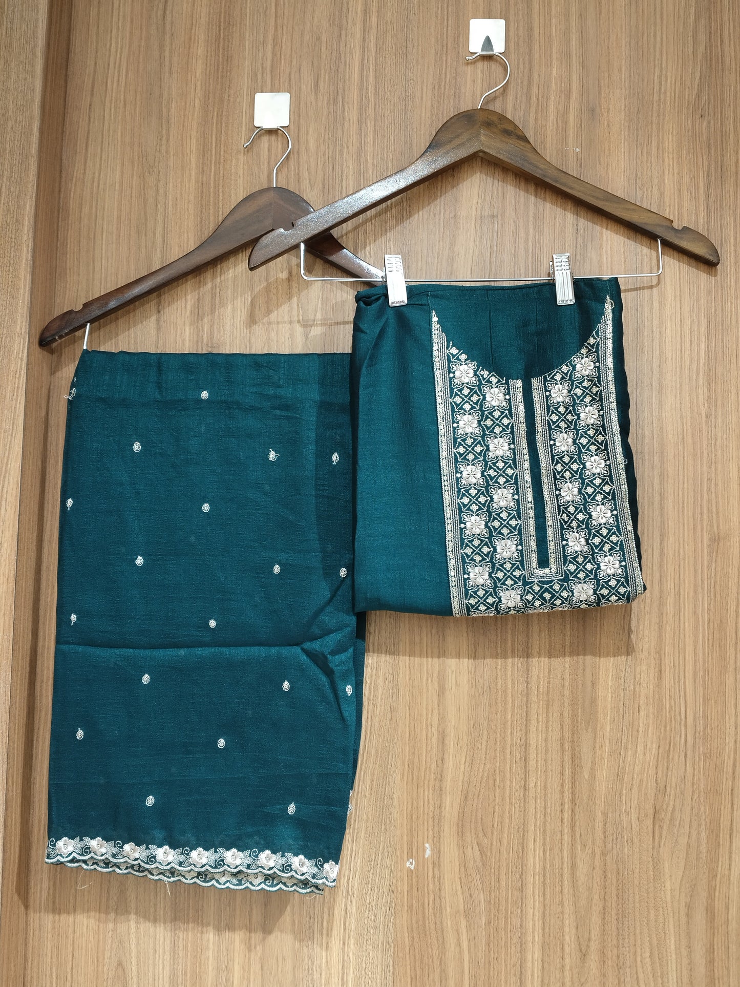 OFFER SALES UNSTITCHED SALWAR - IHA 27579