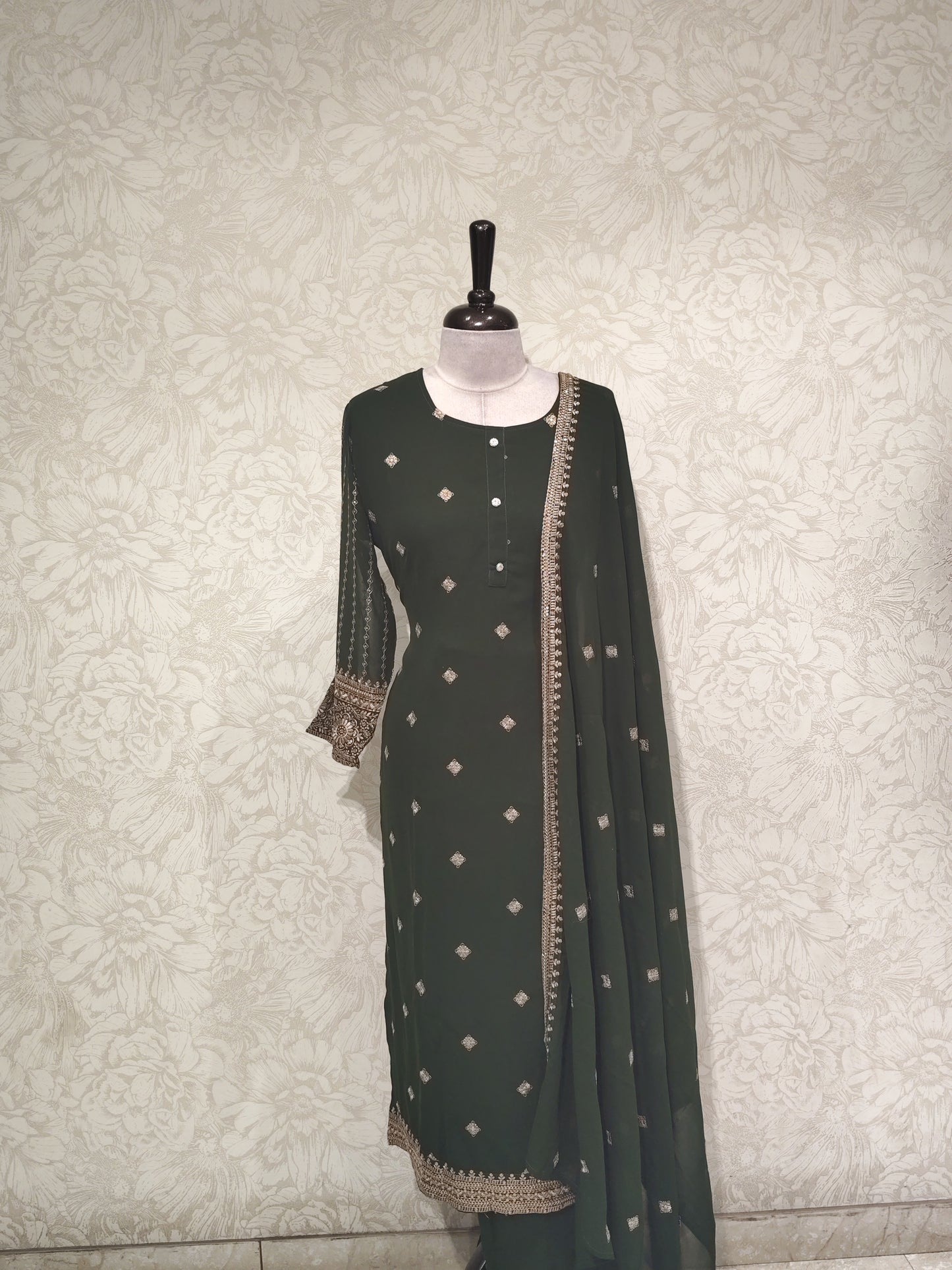 OFFER SALES TOP AND BOTTOM - IHA 27533