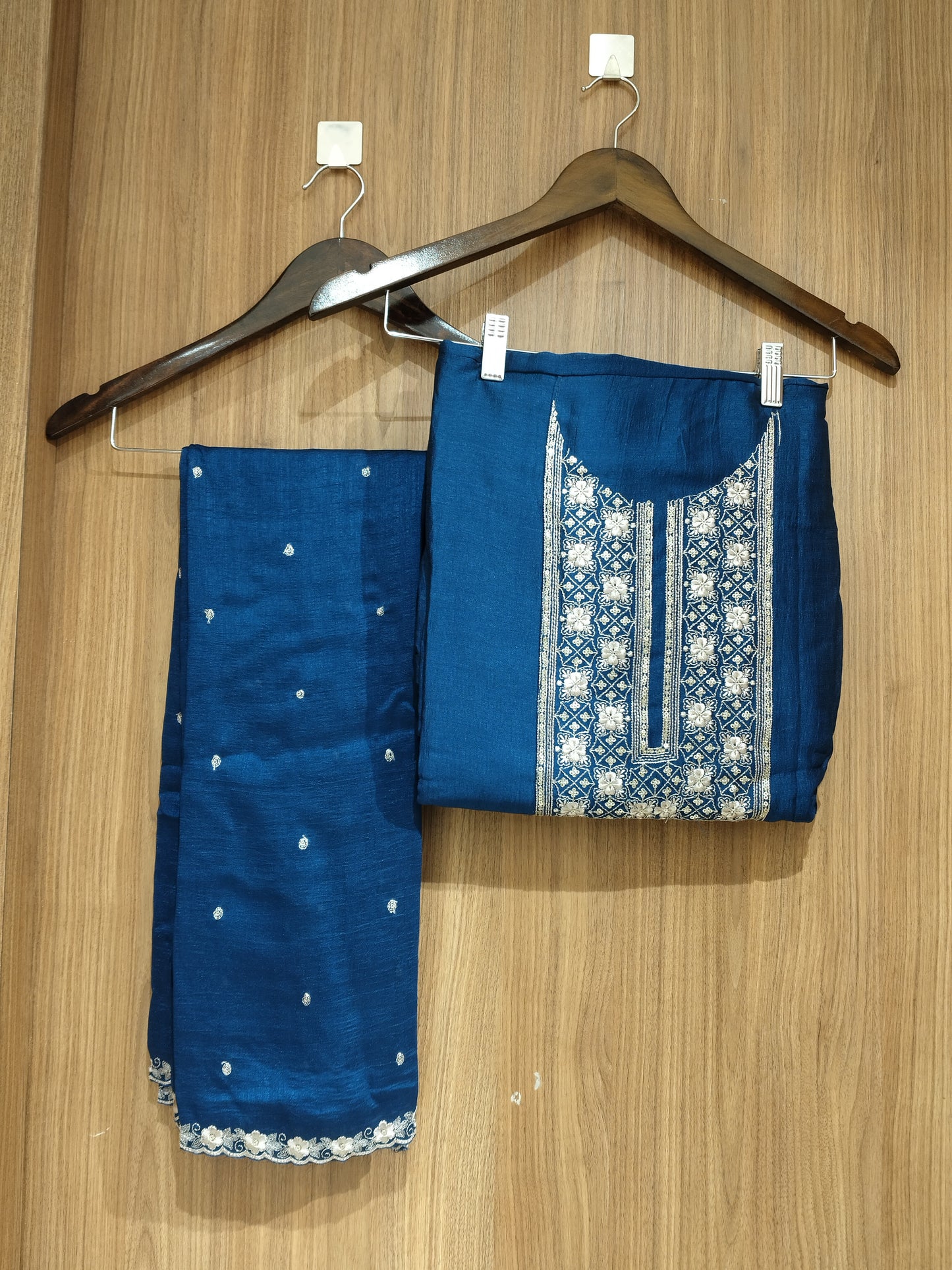 OFFER SALES UNSTITCHED SALWAR - IHA 27579