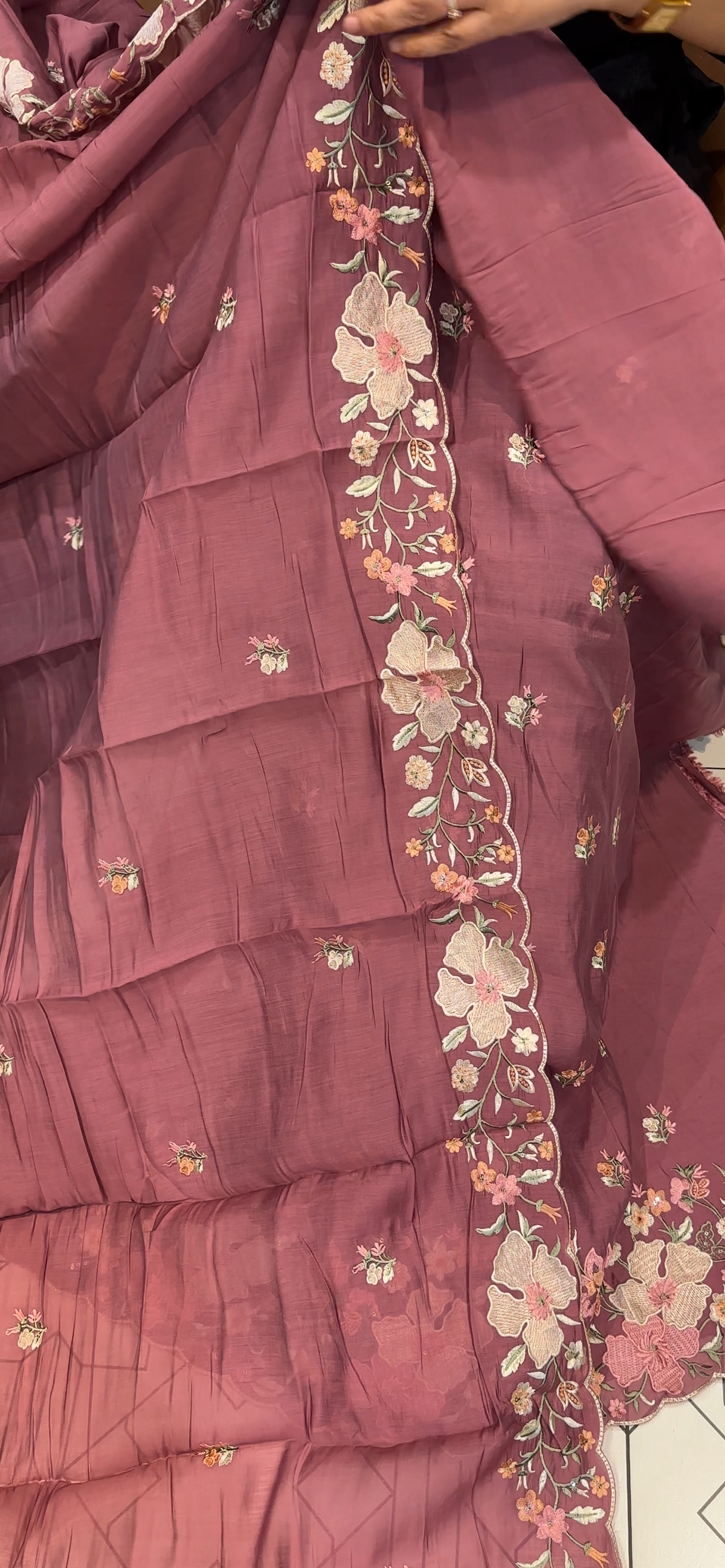 MUL CRUSHED UNSTITCHED SALWAR SUITS - IHA 35595