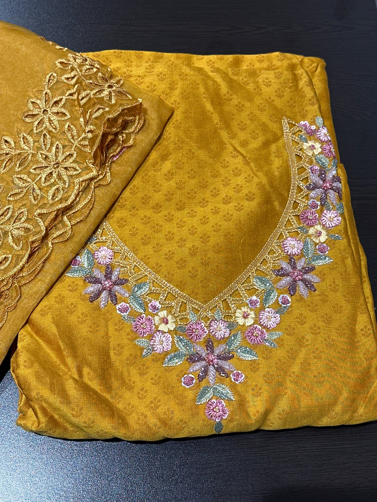 OFFER SALES UNSTITCHED SALWAR SUITS -  IHA 34226