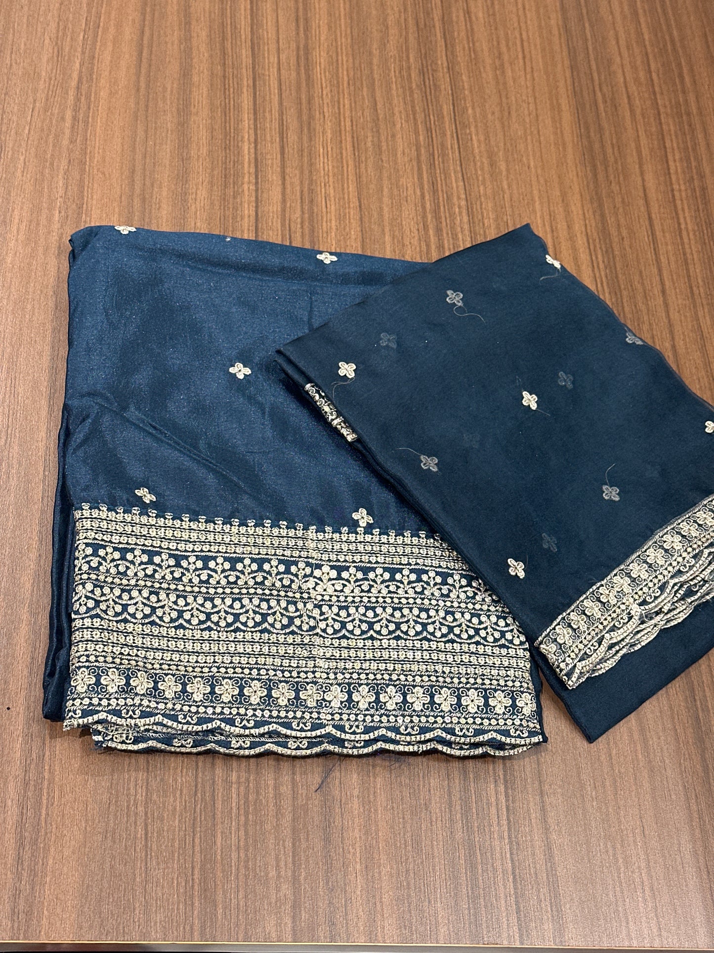 OFFER SALES UNSTITCHED SALWAR SUITS -  IHA 33733