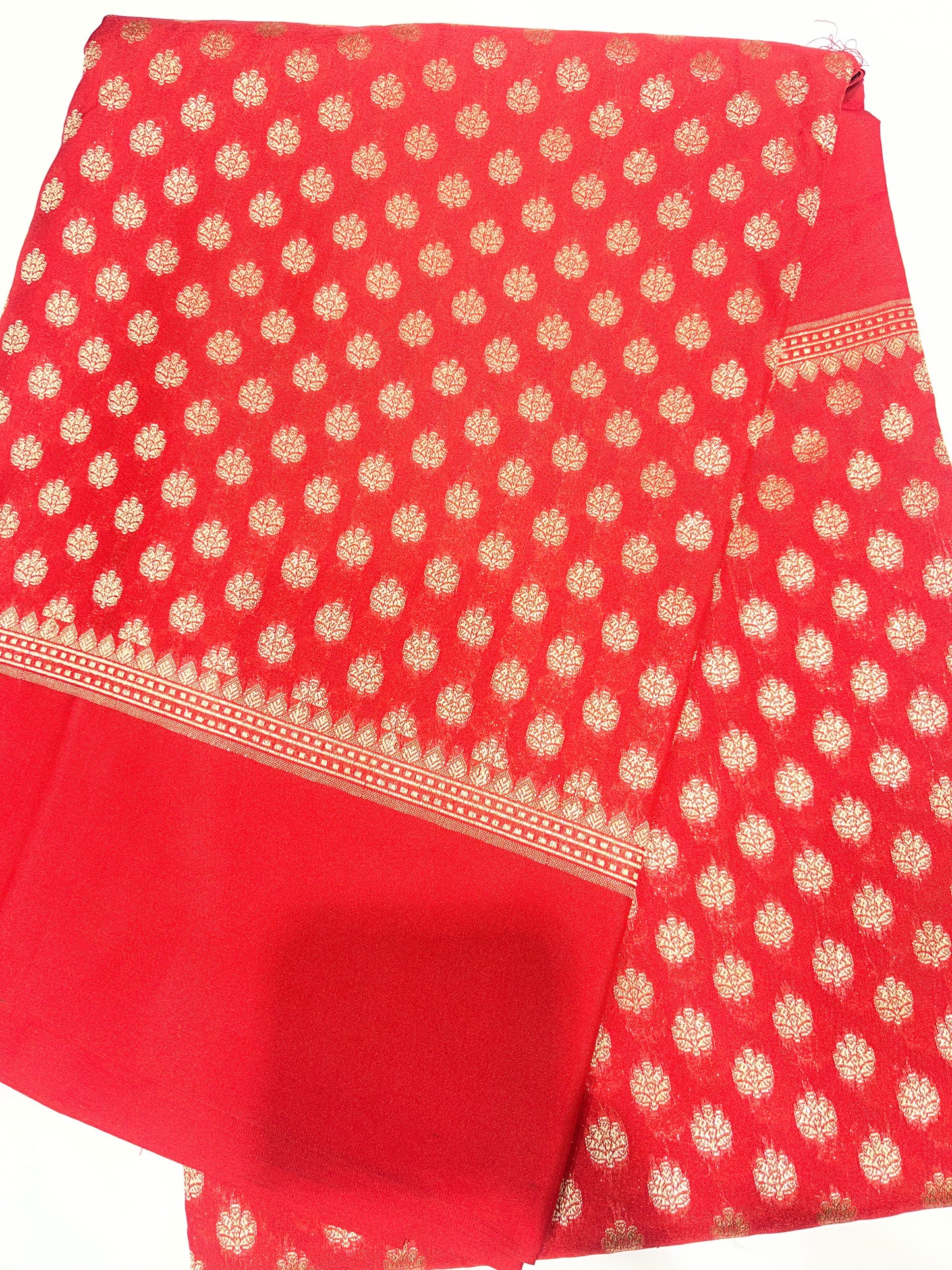 OFFER SALES SAREES -  IHA 34228