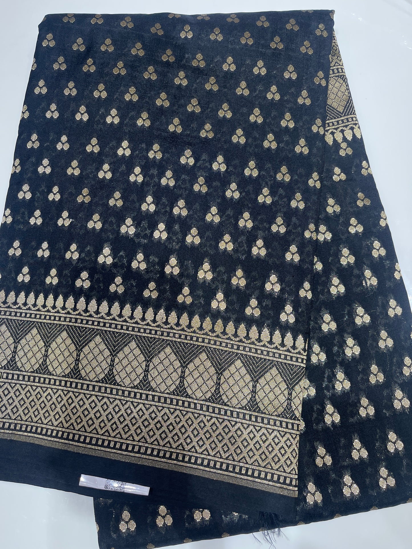 OFFER SALES SAREES -  IHA 34228