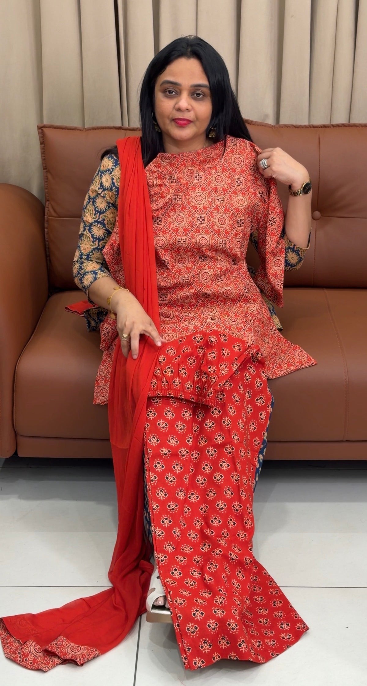 IHA'S IN-HOUSE PRINTED SHORT TOP,BOTTOM AND DUPATTA - IHA 35717
