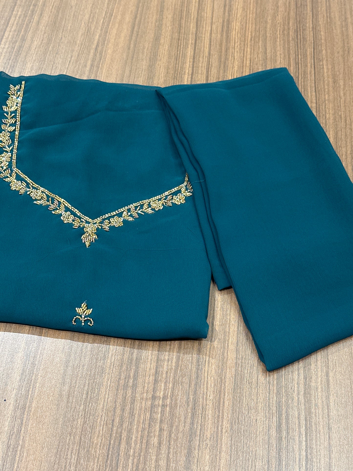 OFFER SALES UNSTITCHED SALWAR SUITS -  IHA 33937
