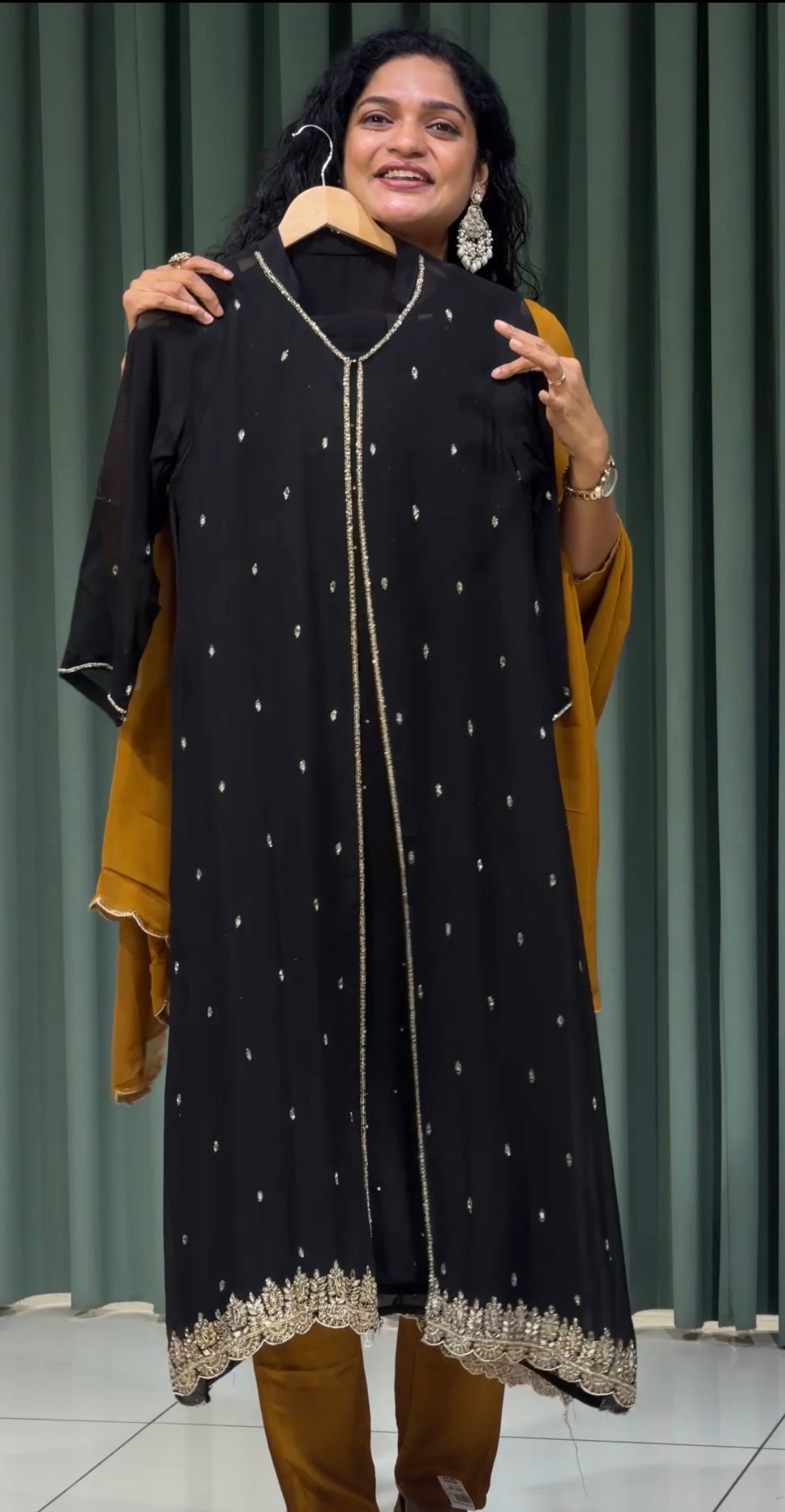 PARTY WEAR TOP,BOTTOM AND DUPATTA - 33621
