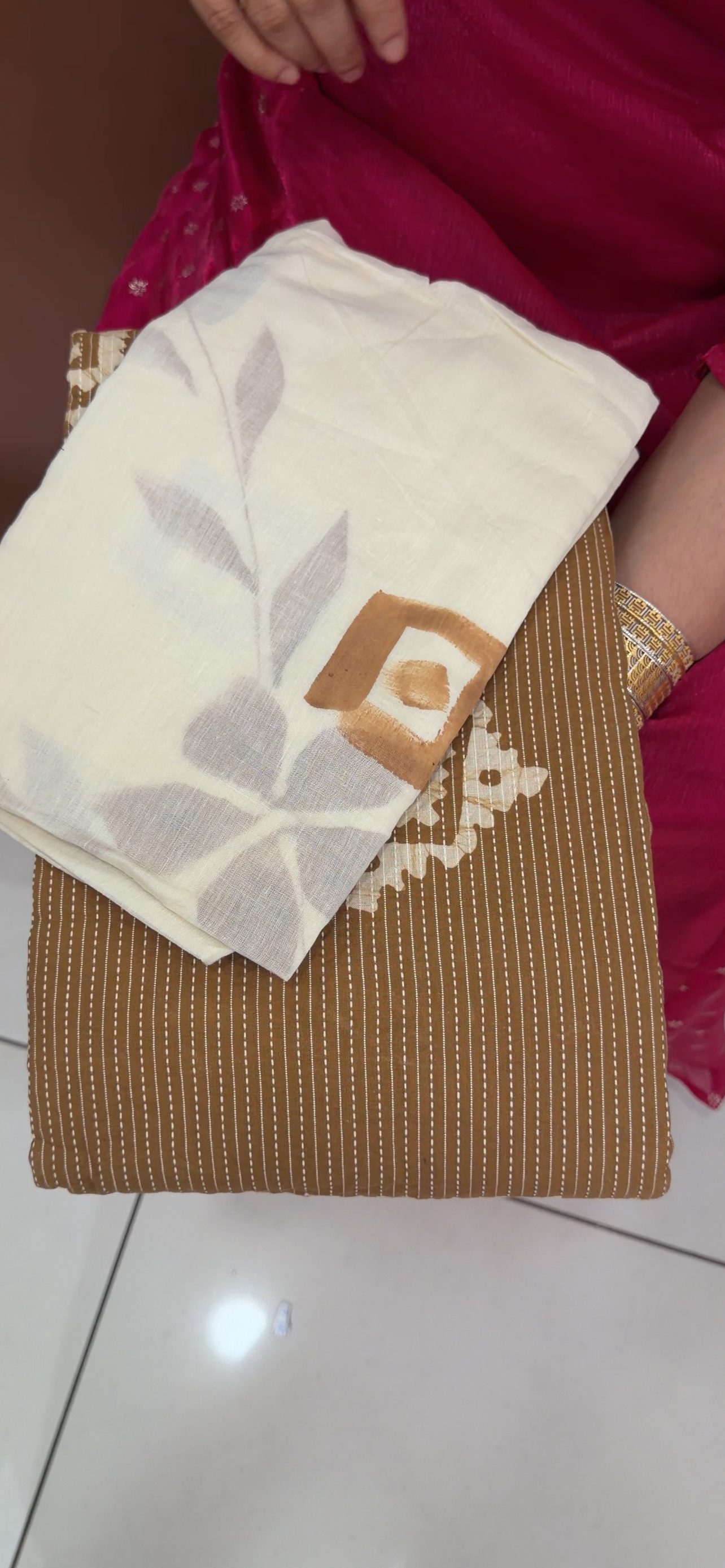 COTTON UNSTITCHED SALWR SUITS - IHA 34044