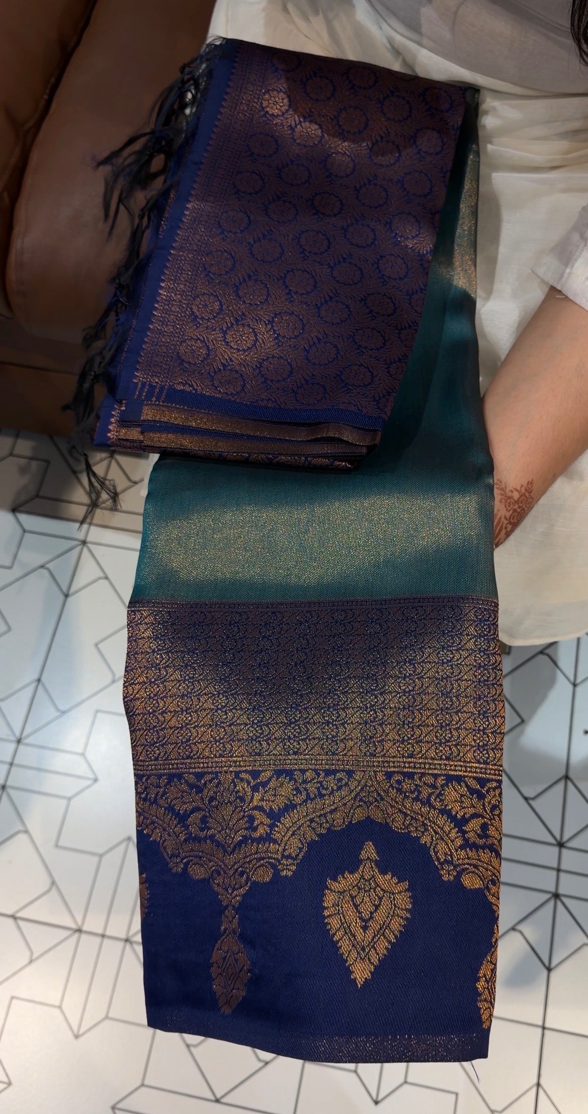 SILK DHAVANI MATERIAL - IHA 31572