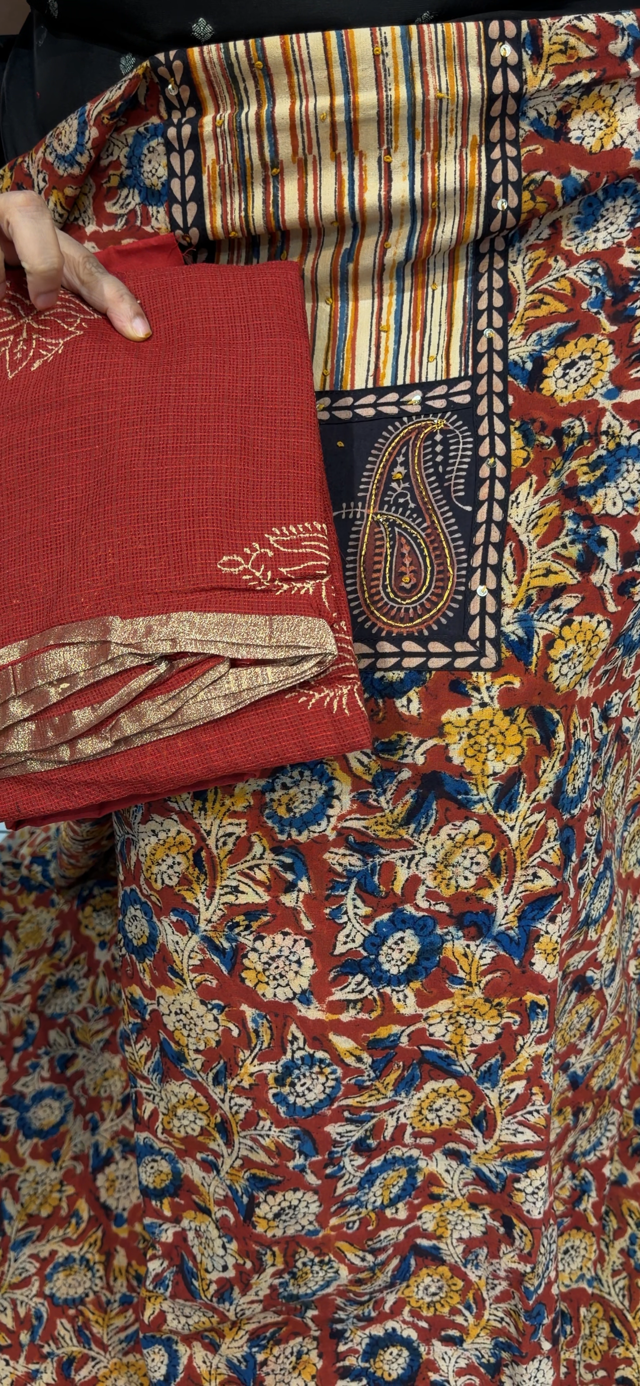 PRINTED UNSTITCHED SALWAR SUITS - IHA 33109