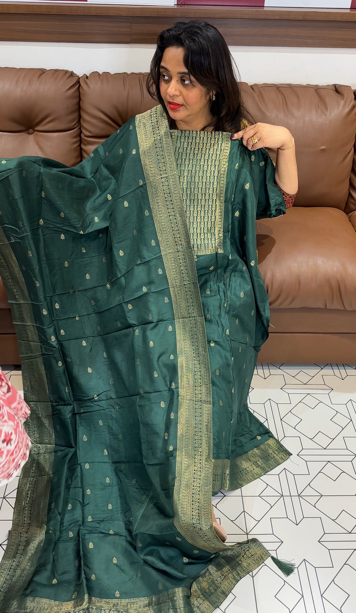 SILK DOLA BANARASI UNSTITCHED SALWAR SUITS - IHA 25522