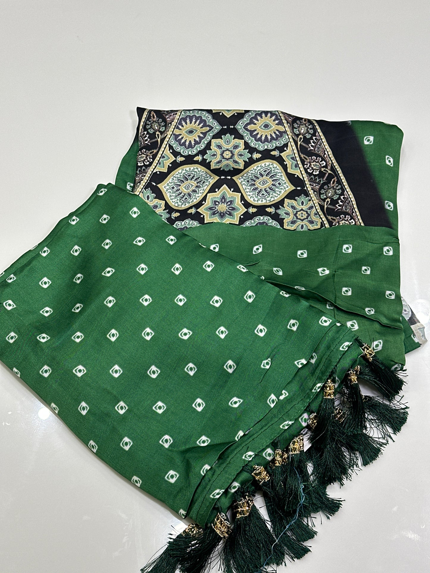 OFFER SALES UNSTITCHED SALWAR SUITS -  IHA 33486