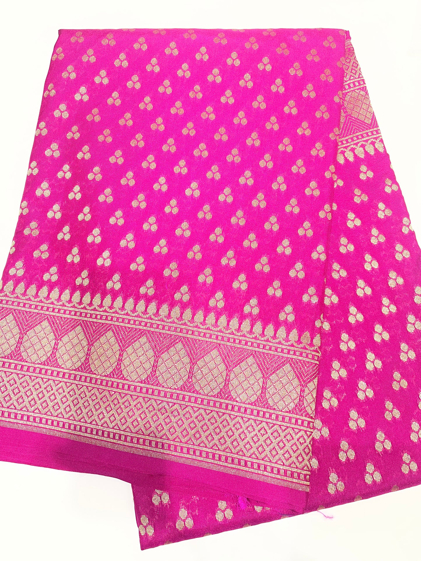 OFFER SALES SAREES -  IHA 34228