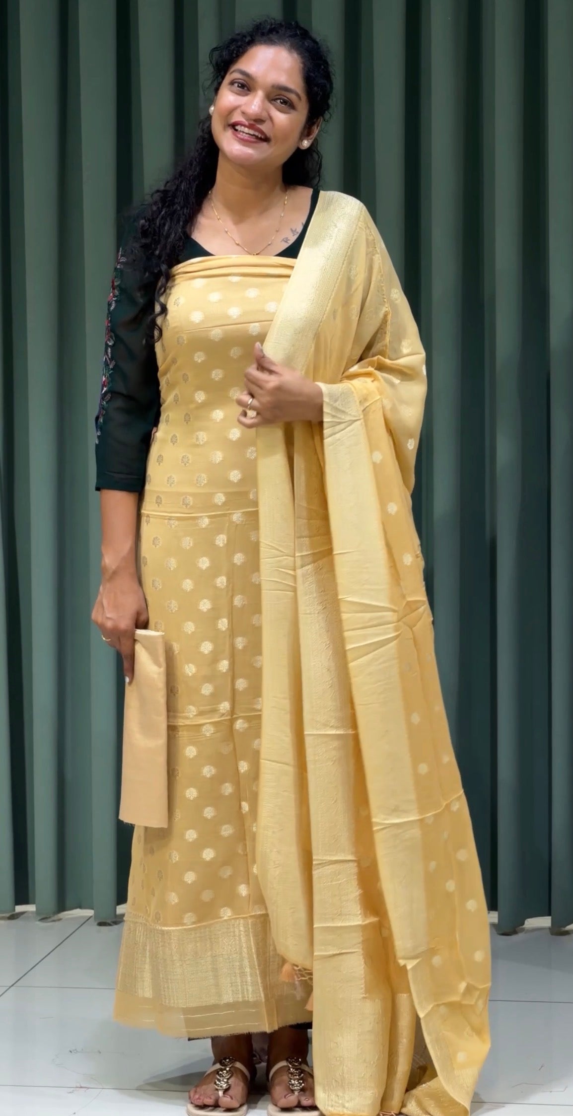 GEORGETTE BANARASI UNSTITCHED SALWAR SUITS - IHA 33189