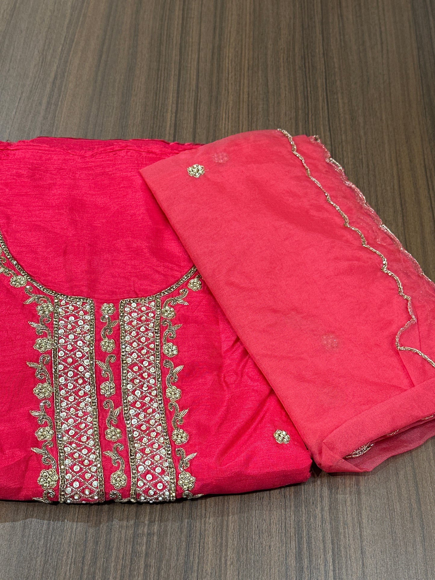 OFFER SALES UNSTITCHED SALWAR SUITS -  IHA 33937