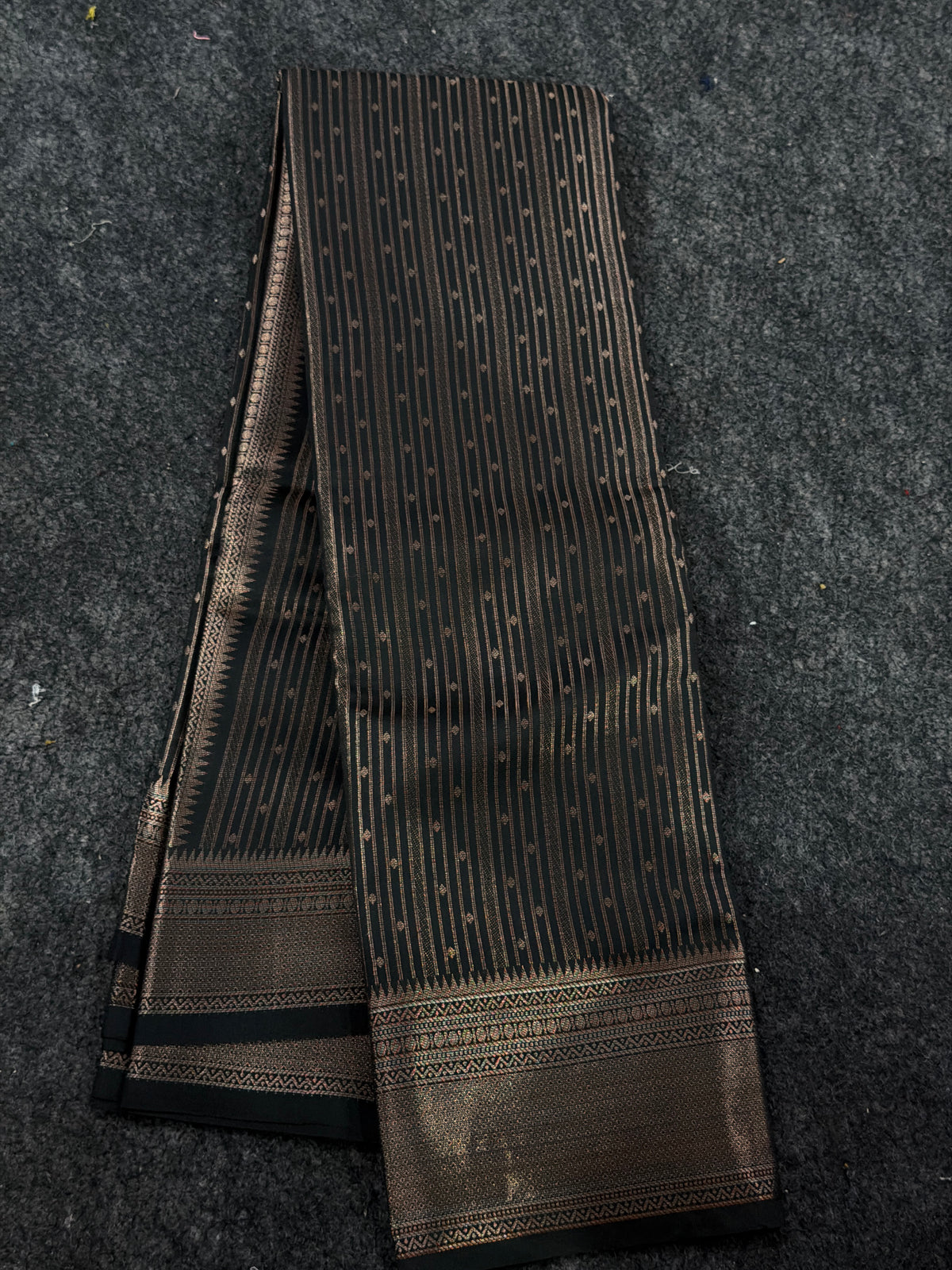 OFFER SALES SAREE -  IHA 35807