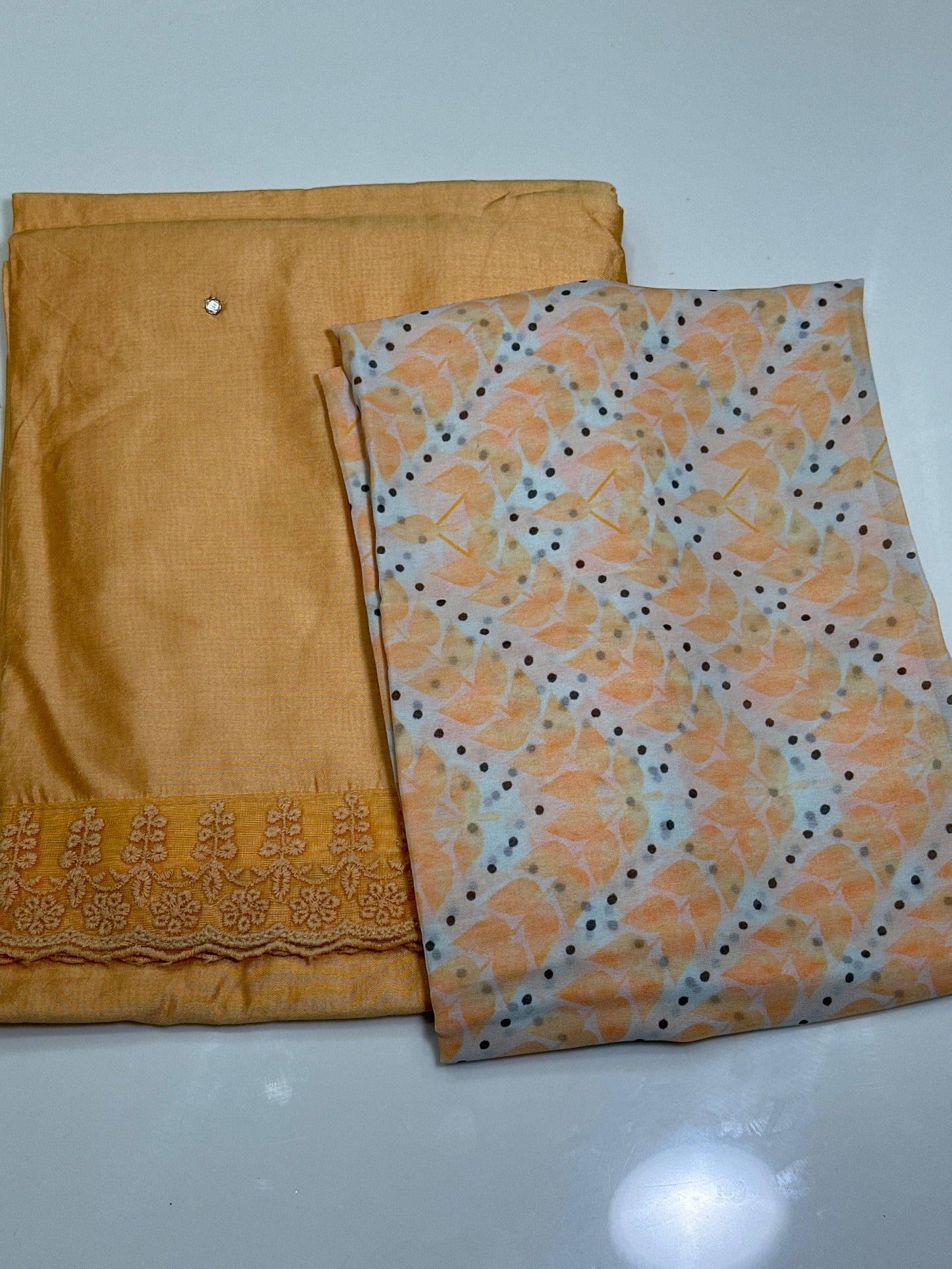 OFFER SALES UNSTITCHED SALWAR SUITS -  IHA 33693