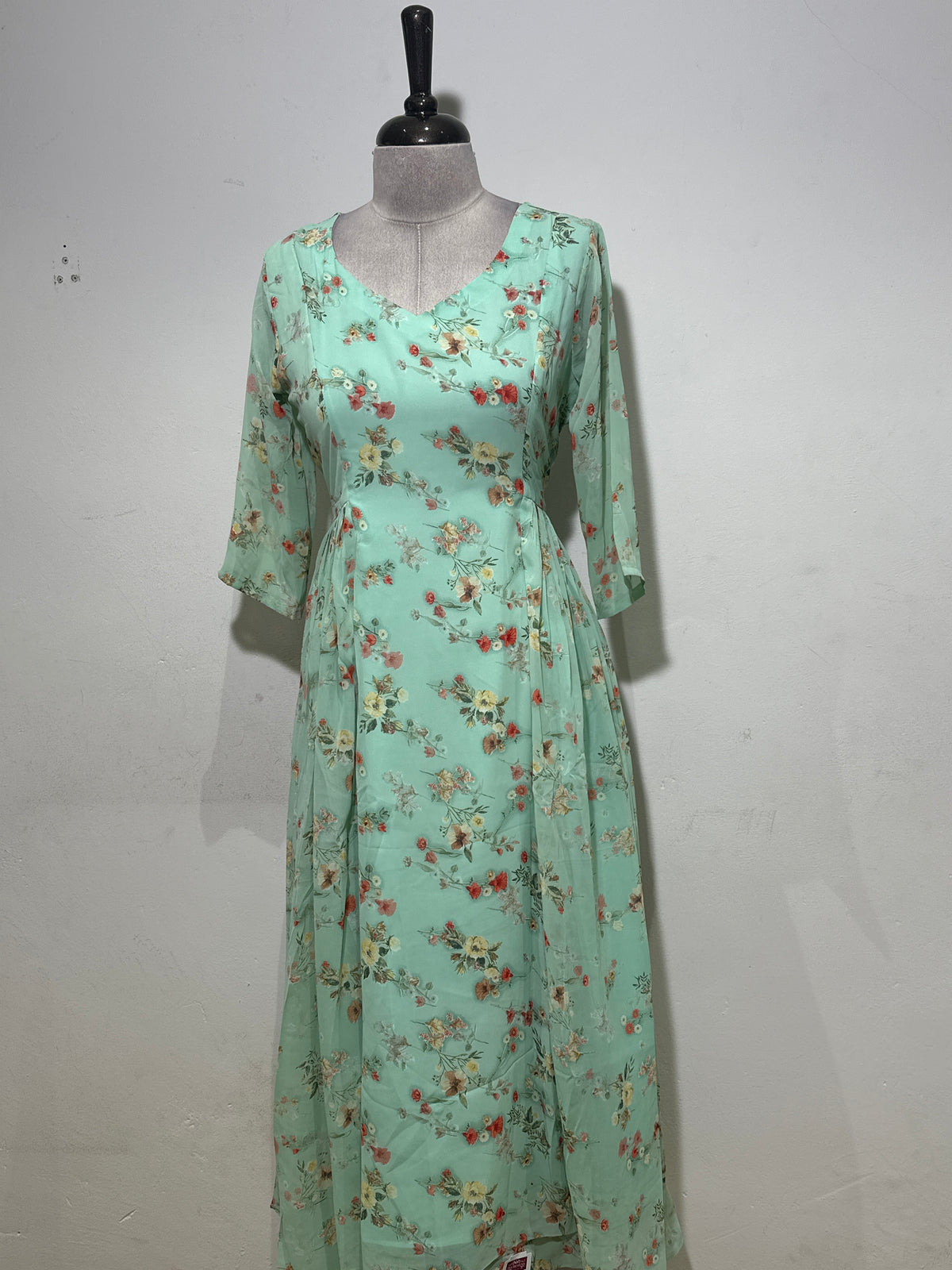 OFFER SALES TOP'S -  IHA 35651