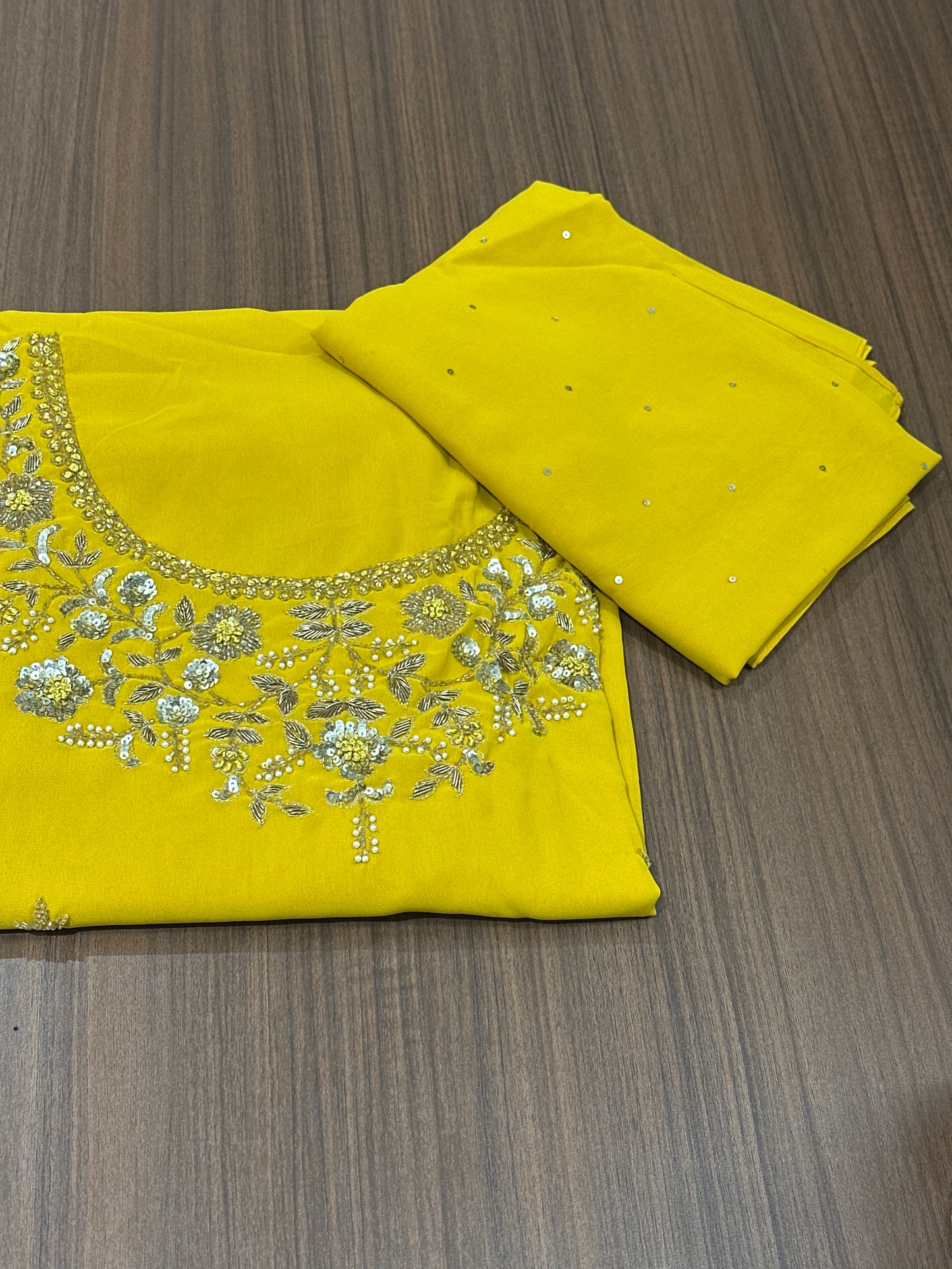 OFFER SALES UNSTITCHED SALWAR SUITS -  IHA 33862